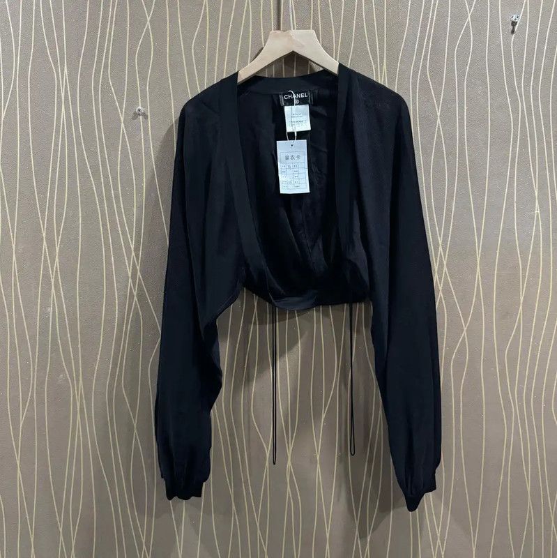 Chanel Chanel Black Silk Cropped Cardigan for Women 0089 Size XS / US 0-2 / IT 36-38 - 1 Thumbnail