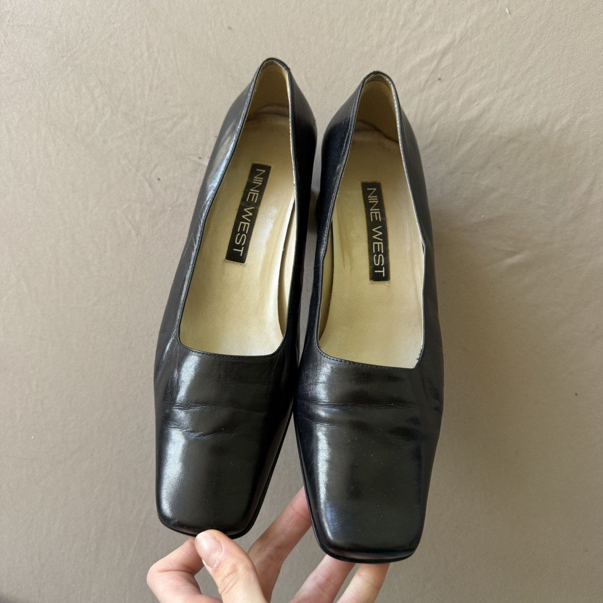 Nine West Vintage Nine West MAURGAN Black leather square toe pumps Size US 7.5 / IT 37.5 - 8 Thumbnail