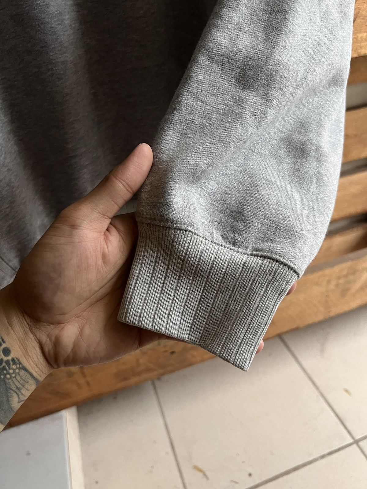 Nike × Vintage Vintage 90s Nike Cropped Sweater Size US M / EU 48-50 / 2 - 5 Thumbnail