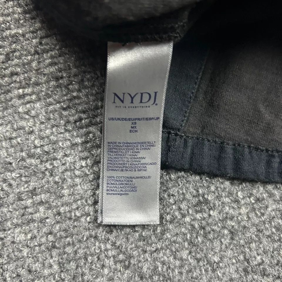 NYDJ NYDJ Top Womens XS Navy Button Up Short Sleeve Adults Size XS / US 0-2 / IT 36-38 - 6 Thumbnail