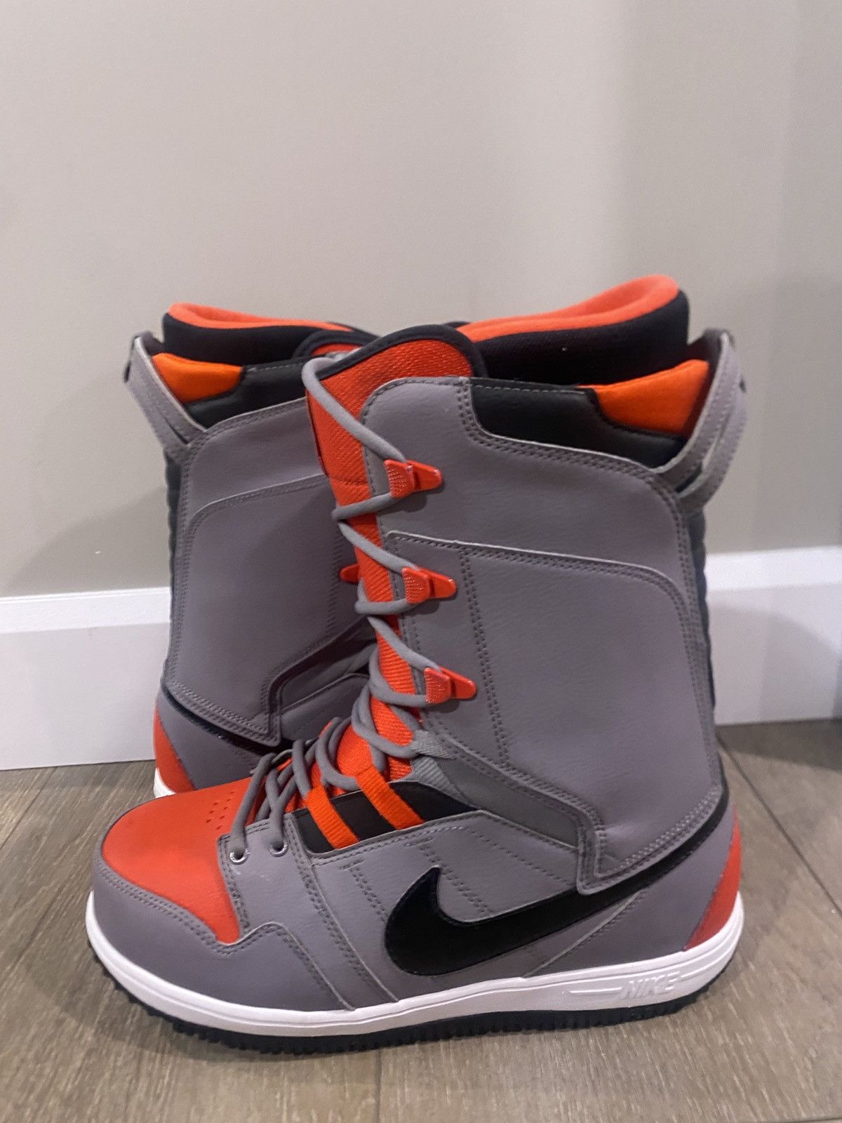 Nike Nike Vapen Snowboard Boots Charcoal & Varsity Red Size 9.5 Size US 9.5 / EU 42-43 - 3 Thumbnail