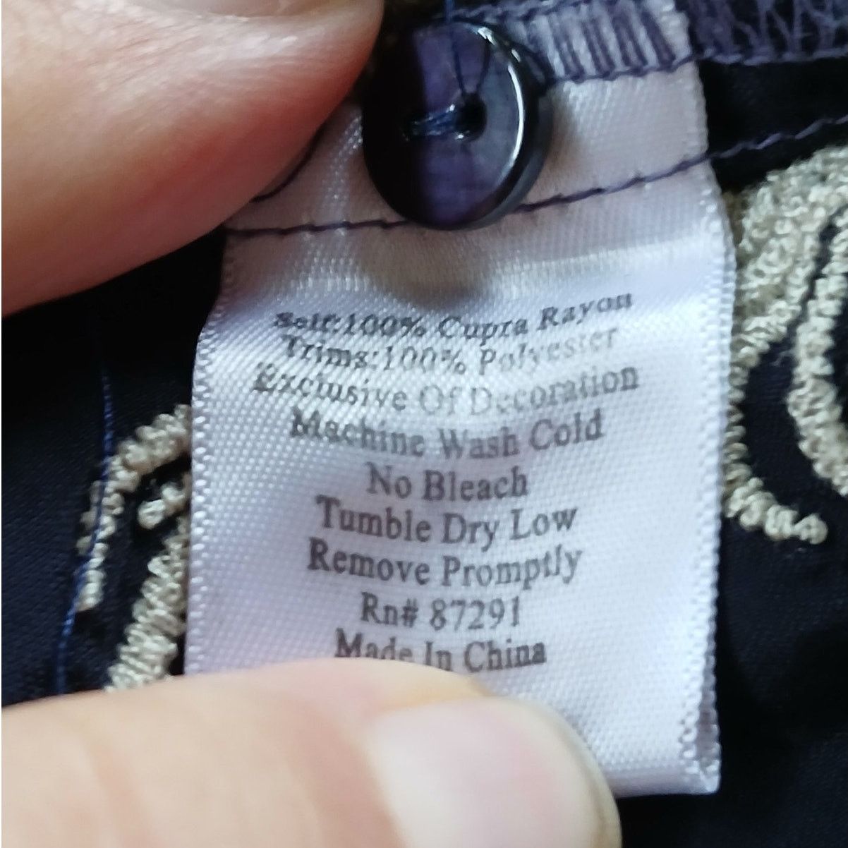 Johnny Was Johnny Was Embroidered Crew Neck Buttoned L/S Size: SP Size S / US 4 / IT 40 - 4 Thumbnail