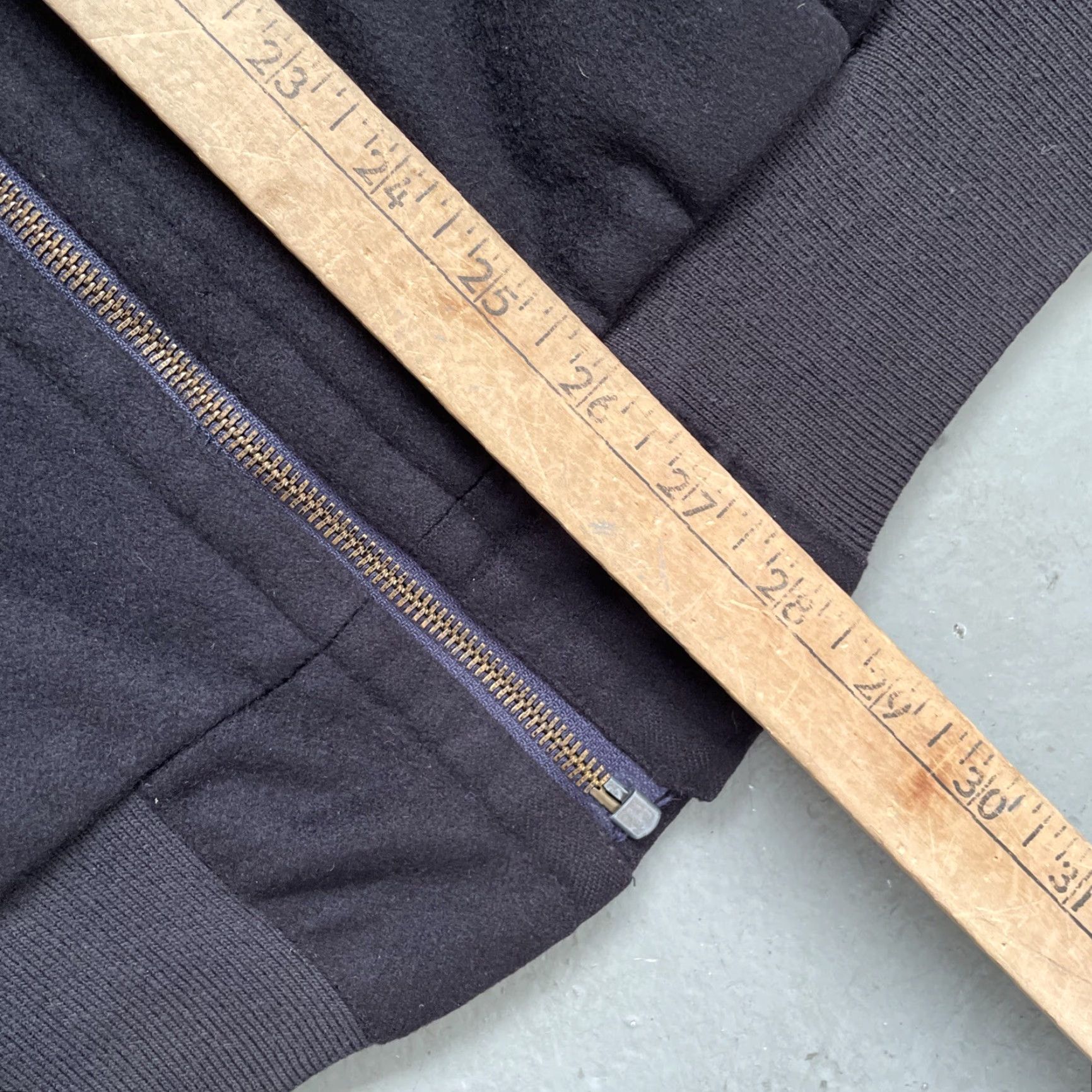 Hugo Boss VINTAGE Hugo Boss Bomber Jacket 56 Cashmere Black Unisex Adults 90s 80s Designer Classic Jacket Mens Womens Size US XL / EU 56 / 4 - 5 Thumbnail