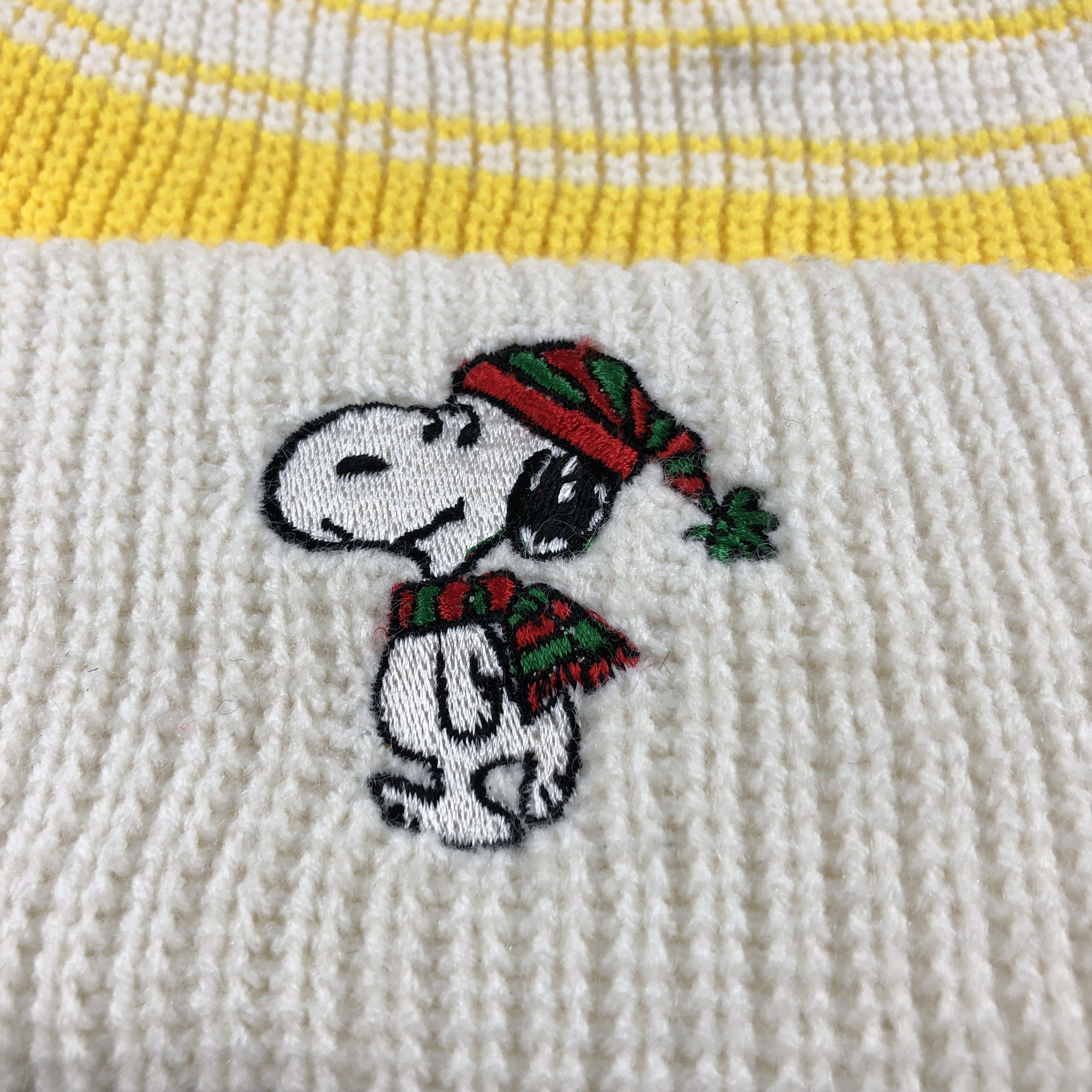 Peanuts Snoopy Beanie Snowcap Snow Hat B234 Size ONE SIZE - 4 Thumbnail