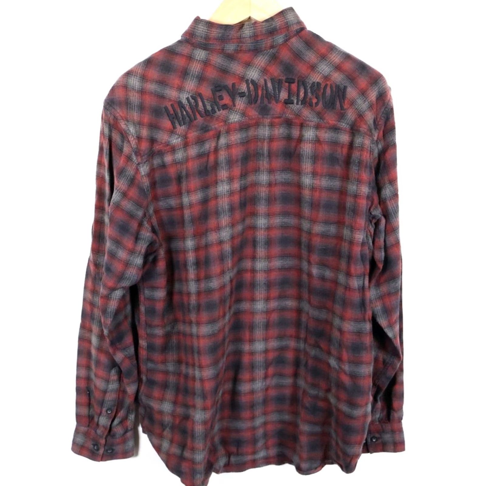 Harley Davidson Harley-Davidson Flannel Shirt Men's XL Red Gray Plaid Embroidered Lightweight Button-Up Casual Vintage: No Size US XL / EU 56 / 4 - 2 Thumbnail