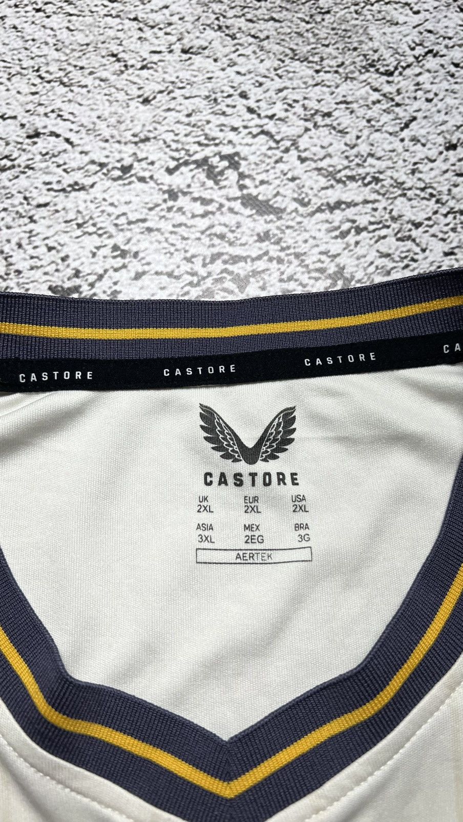Castore 2024-2025 Everton third kit castore jersey Size US XXL / EU 58 / 5 - 5 Thumbnail