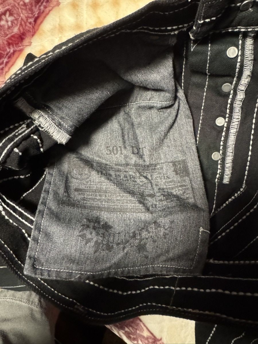 DENIM TEARS × Levi's Denim Tears x Levis 501 Embroidered Denim Size US 34 / EU 50 - 4 Thumbnail