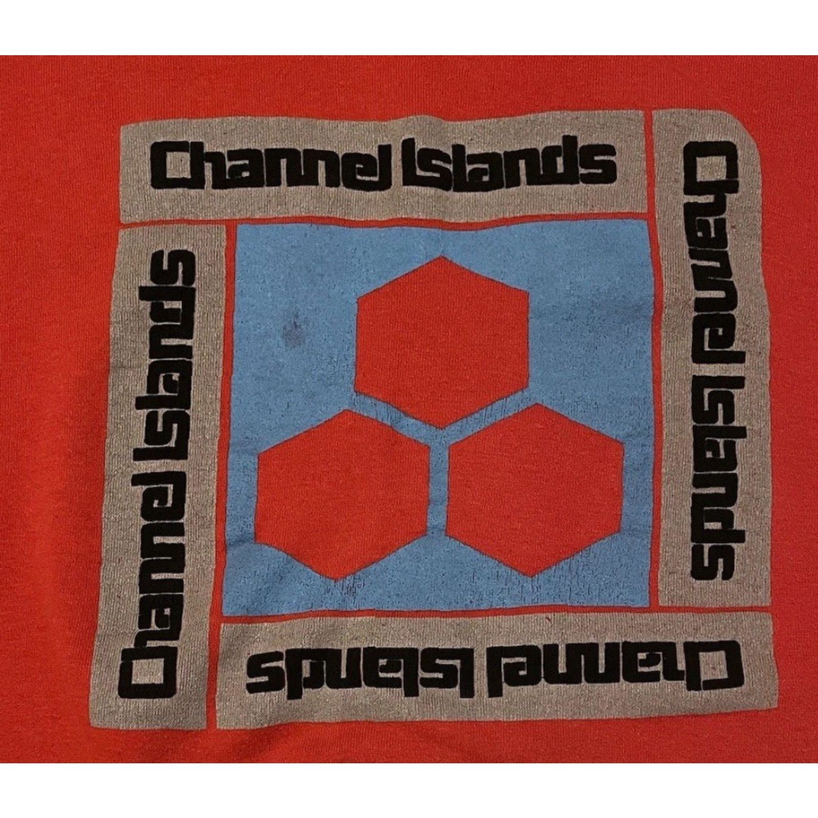 Quiksilver VINTAGE Channel Islands Surfboards Faded Hoodie S Surf Skate Billabong OP Grunge Shirt Men Red 90s 80s Beach Punk Grunge Rock Distressed Pullover Size US S / EU 44-46 / 1 - 3 Thumbnail