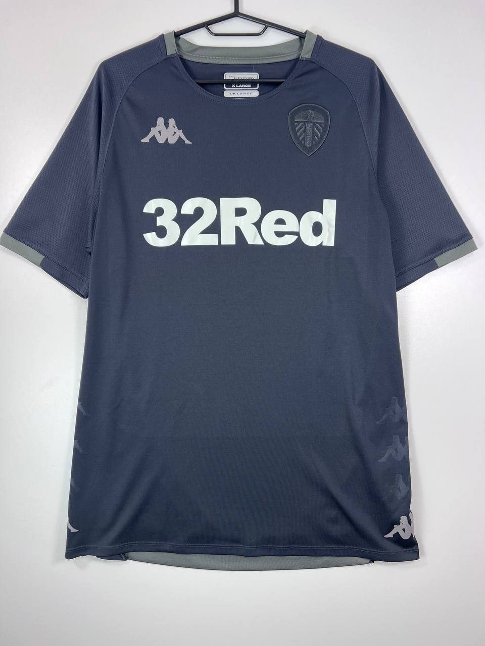 Kappa Leeds United Away Shirt Kappa 32Red Grey Football Size XL Size US XL / EU 56 / 4 - 1 Thumbnail