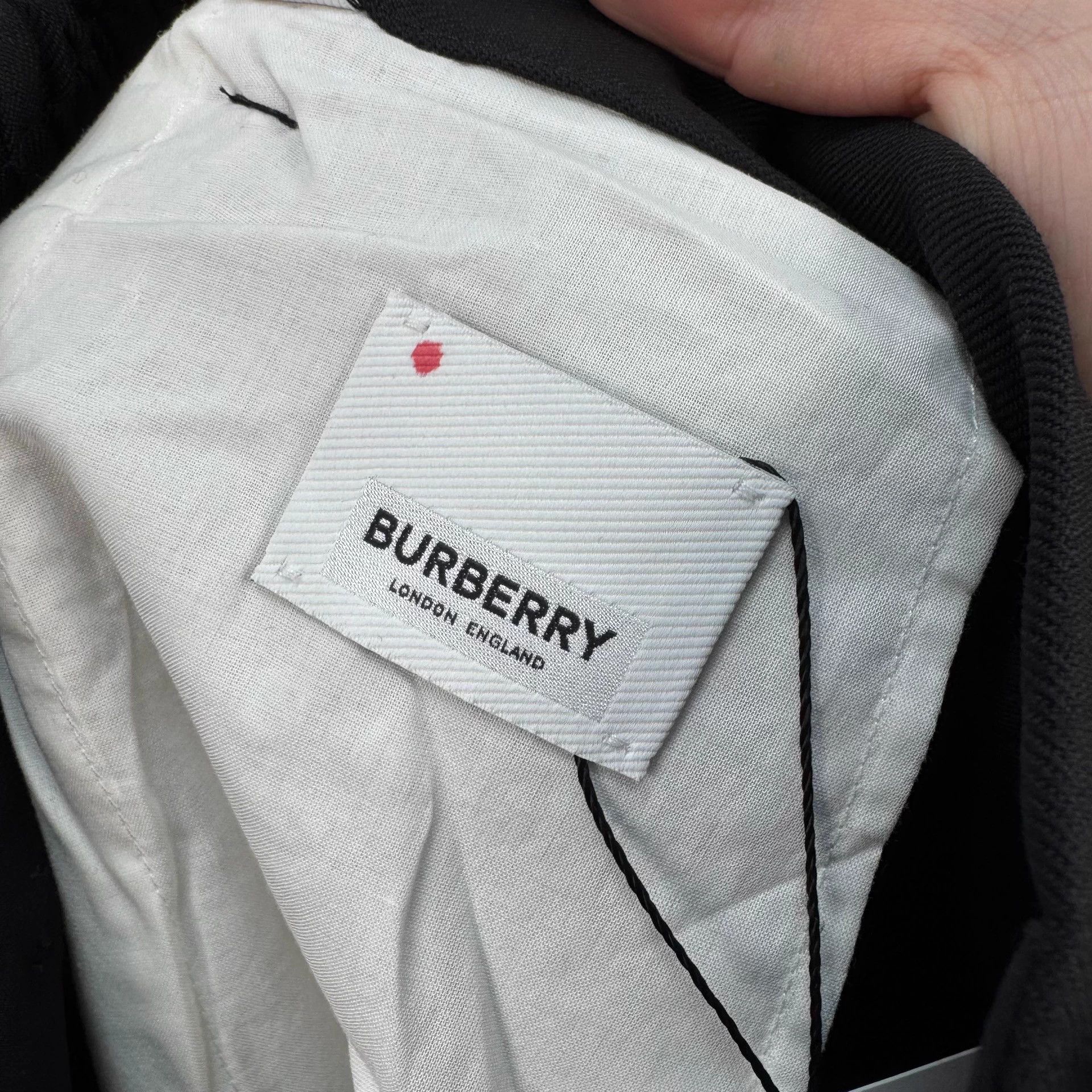 Burberry Burberry Side Stripe Chino Pants UK6 New Size 26" / US 2 / IT 38 - 6 Thumbnail