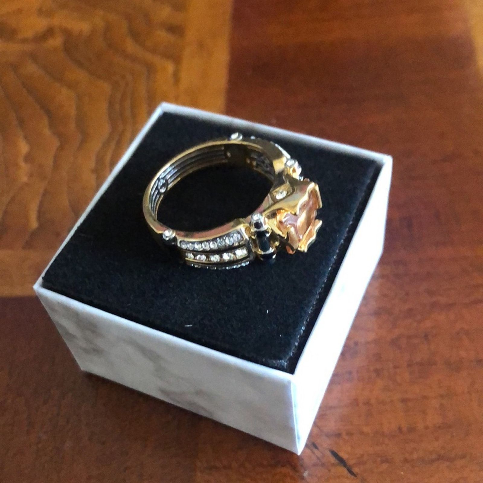 Jewelry Men’s fashionable faceted champagne stone band ring NWT 1 Size ONE SIZE - 5 Thumbnail
