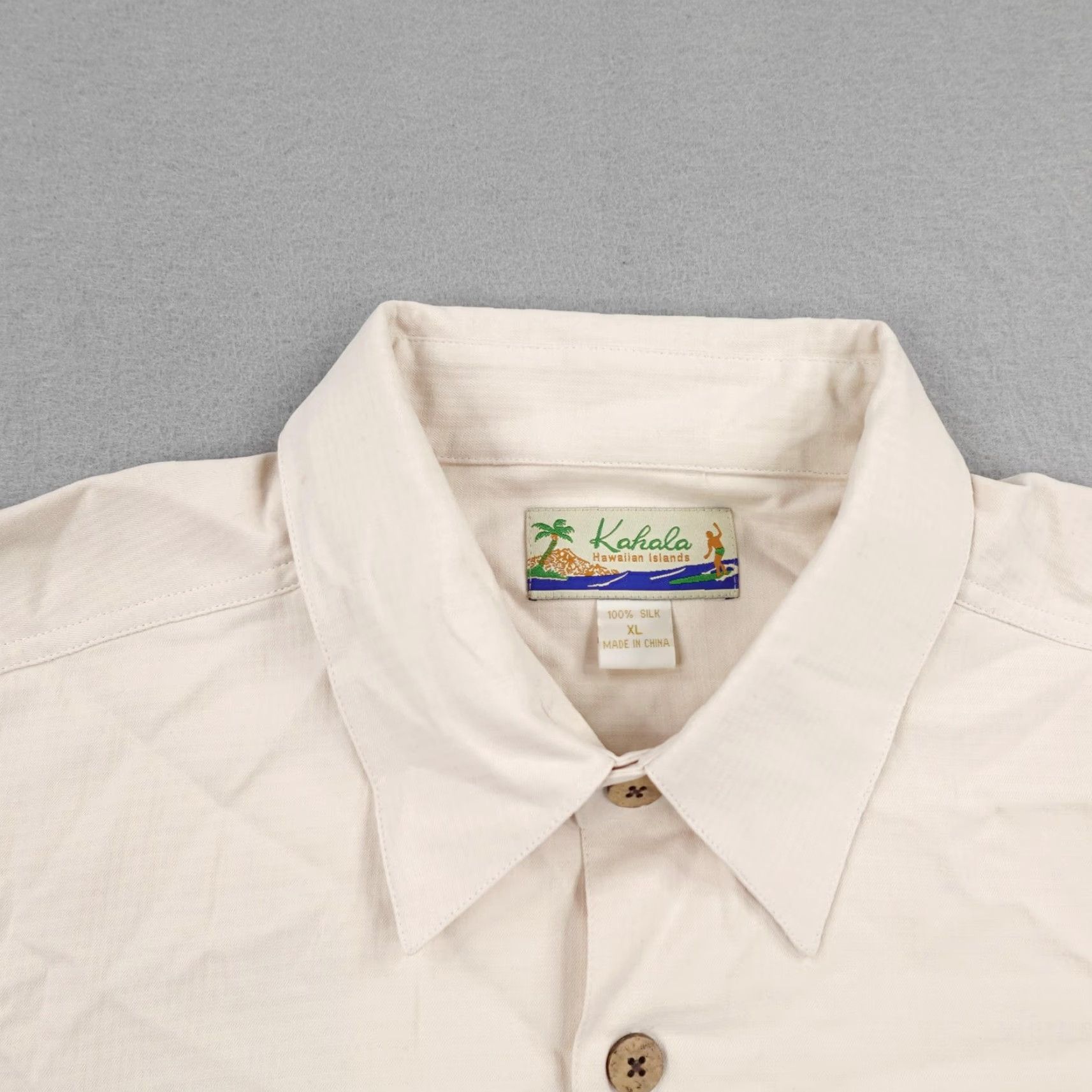 Vintage Kahala Shirt XL Cream Hawaiian Silk Santa Claus Hula Girls Christmas Aloha NEW Size US XL / EU 56 / 4 - 2 Thumbnail