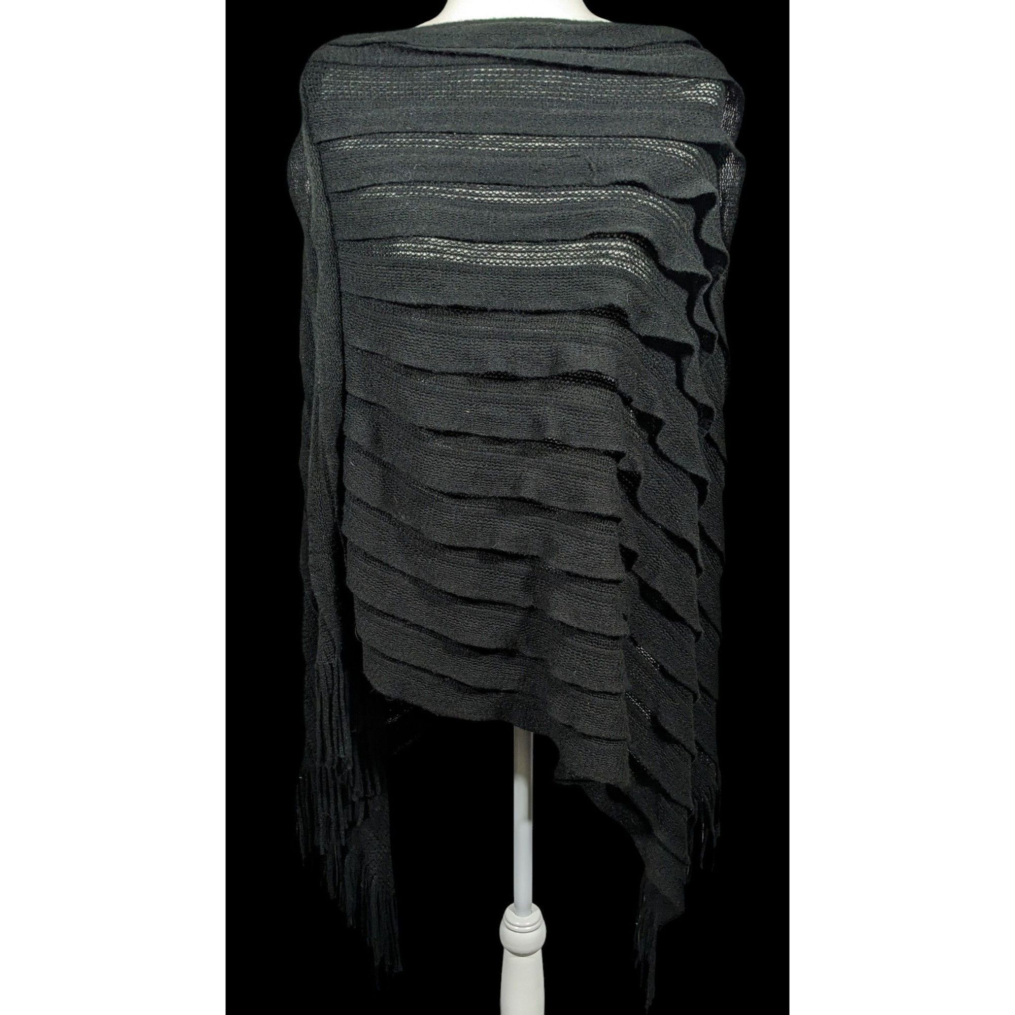 Other Gena Accessories Gothic Layered Knit Poncho Size ONE SIZE - 6 Thumbnail