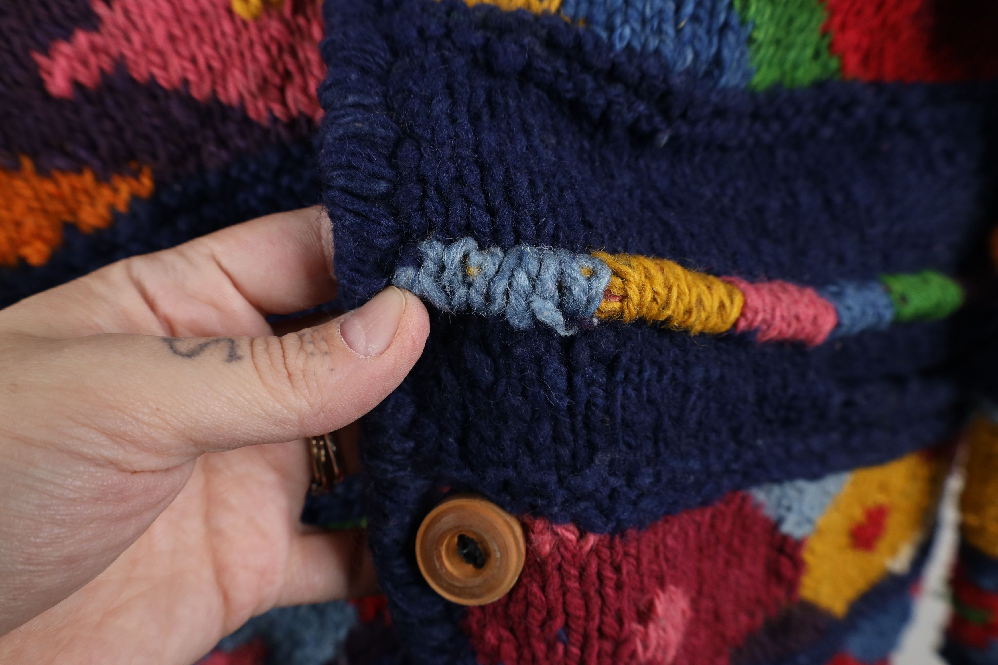 Vintage Vintage 90s Streetwear Hand Knit Rainbow Cardigan Sweater Size ONE SIZE - 7 Thumbnail