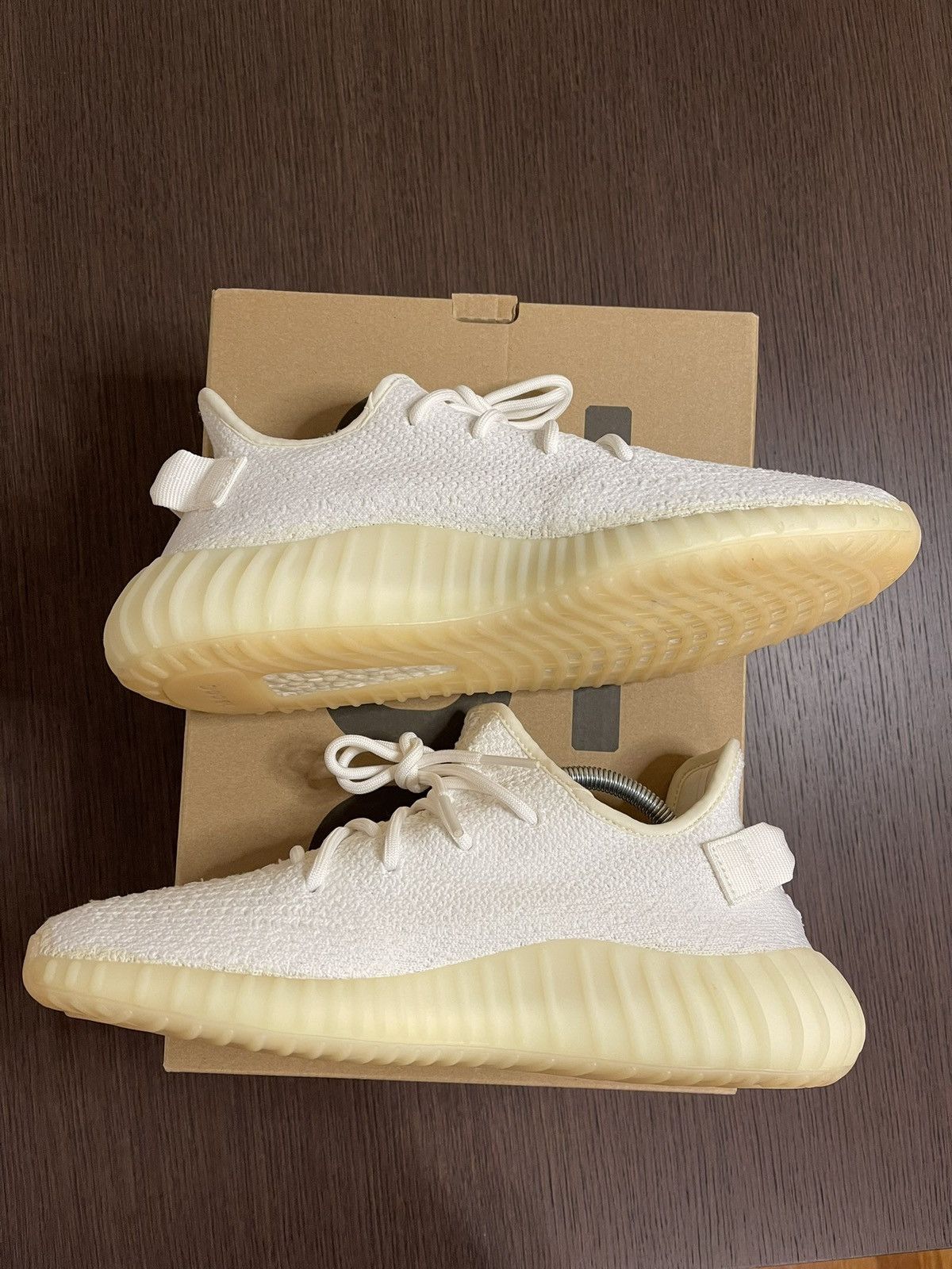 Yeezy adidas Yeezy Boost 350 V2 Cream White/Triple White - Size 9 Size US 9 / EU 42 - 6 Thumbnail