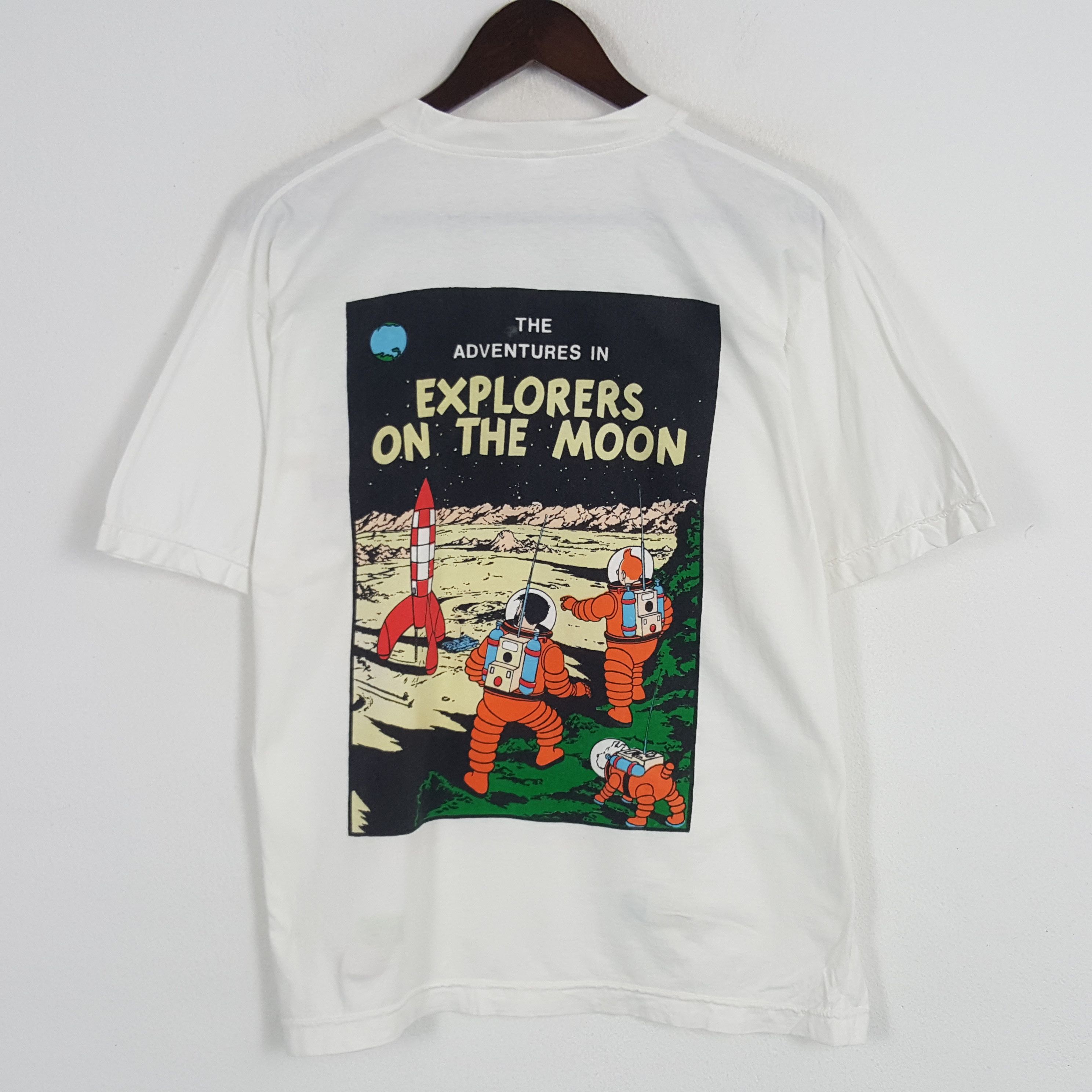 Vintage Vintage TINTIN The Adventure Explorers On The Moon Tshirt Size US L / EU 52-54 / 3 - 1 Thumbnail