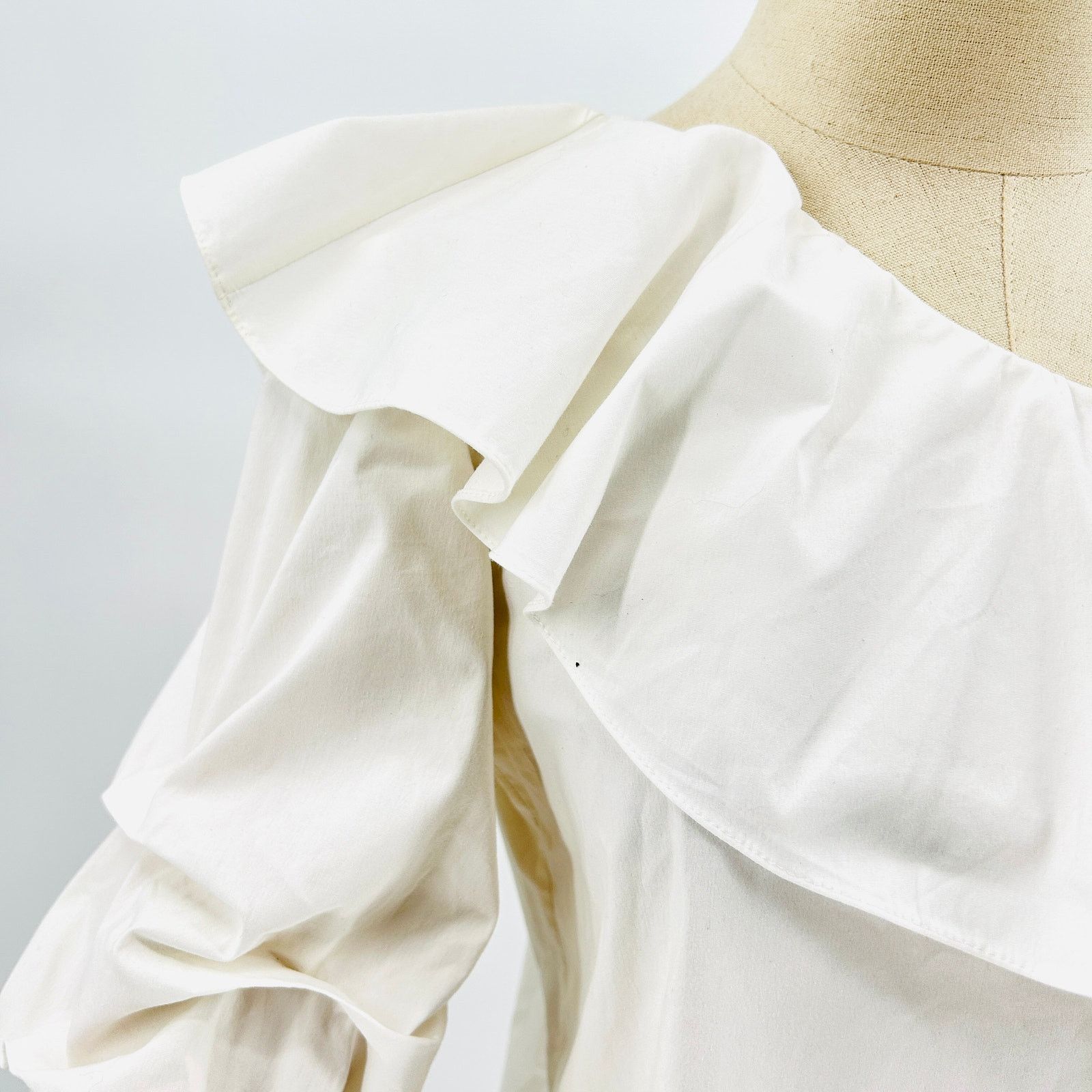 Alice + Olivia White Off-Shoulder Ruffle Statement Blouse Top Size XS / US 0-2 / IT 36-38 - 3 Thumbnail