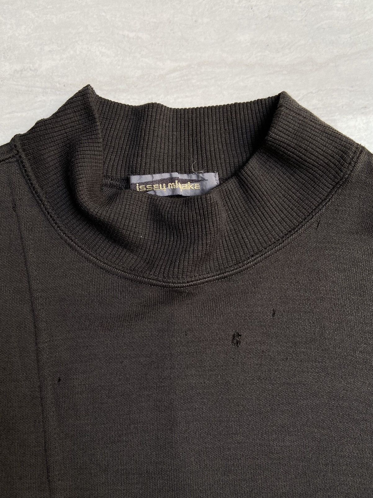 Issey Miyake ISSEY MIYAKE Long Sleeve T-shirt Size US S / EU 44-46 / 1 - 6 Thumbnail