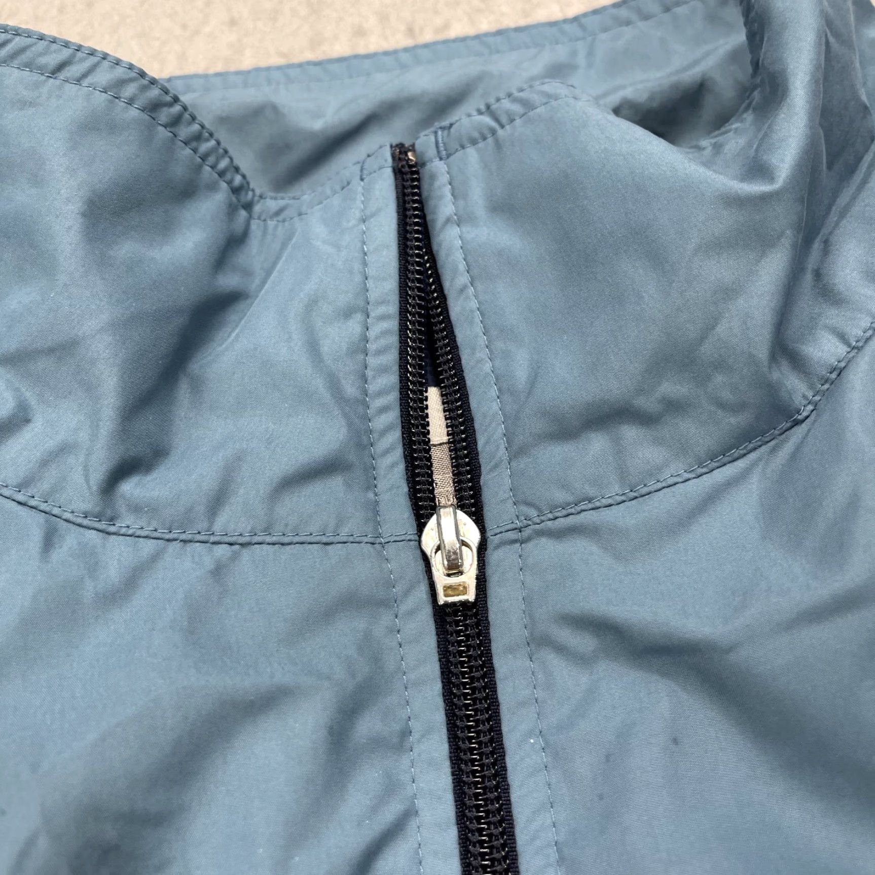 Nike VINTAGE Nike Jacket Mens 2XL Blue Windbreaker Zip Swoosh 90s Retro Sports Geometric Lined Size US XXL / EU 58 / 5 - 4 Thumbnail