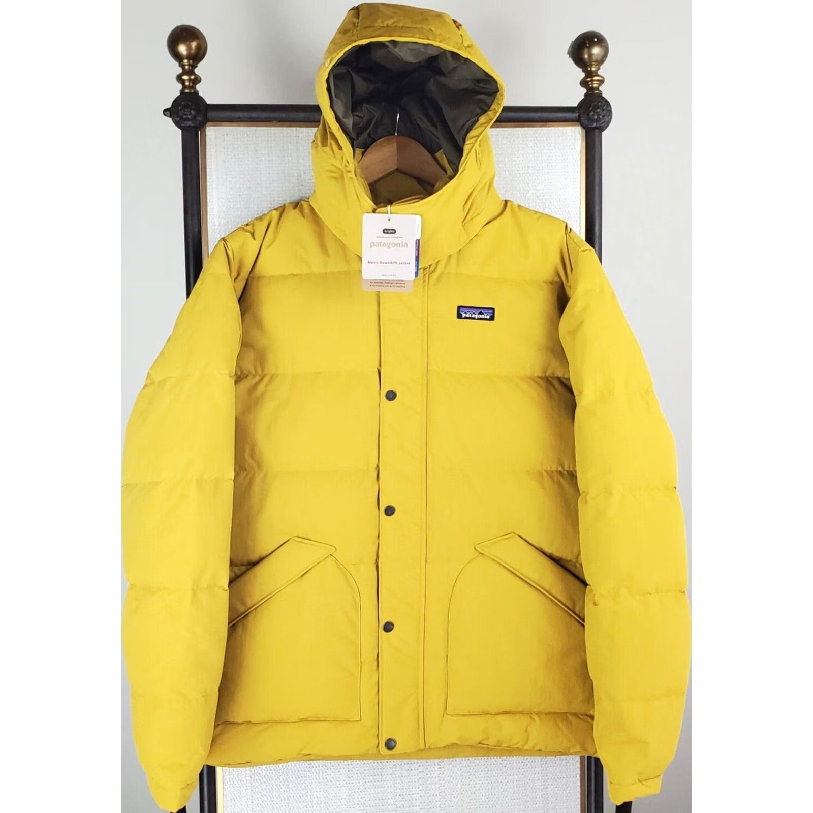 Patagonia PATAGONIA Jacket Mens 600 Down Hooded Downdrift Large Yellow Cabin Gold Winter Down Jacket Coat Size US L / EU 52-54 / 3 - 4 Thumbnail