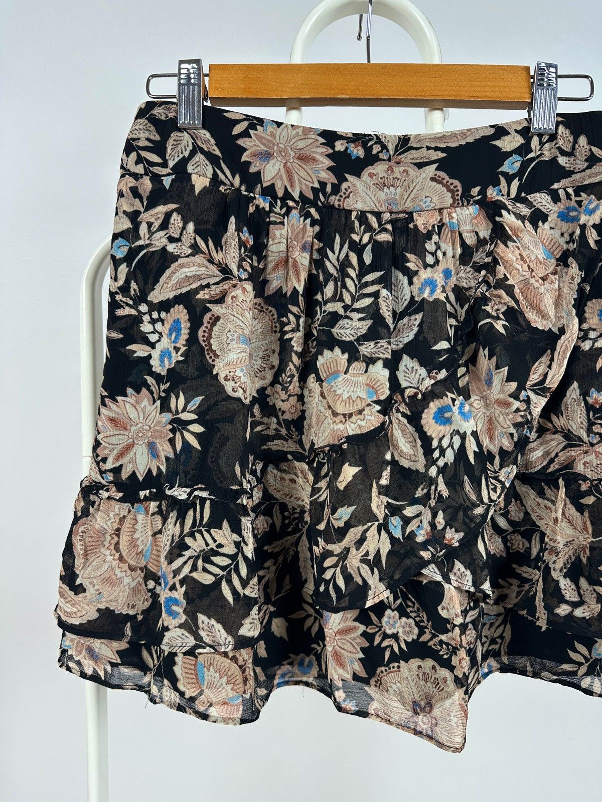 Sezane Sezane Carolina Floral Print Mini Skirt Size 26" / US 2 / IT 38 - 4 Thumbnail
