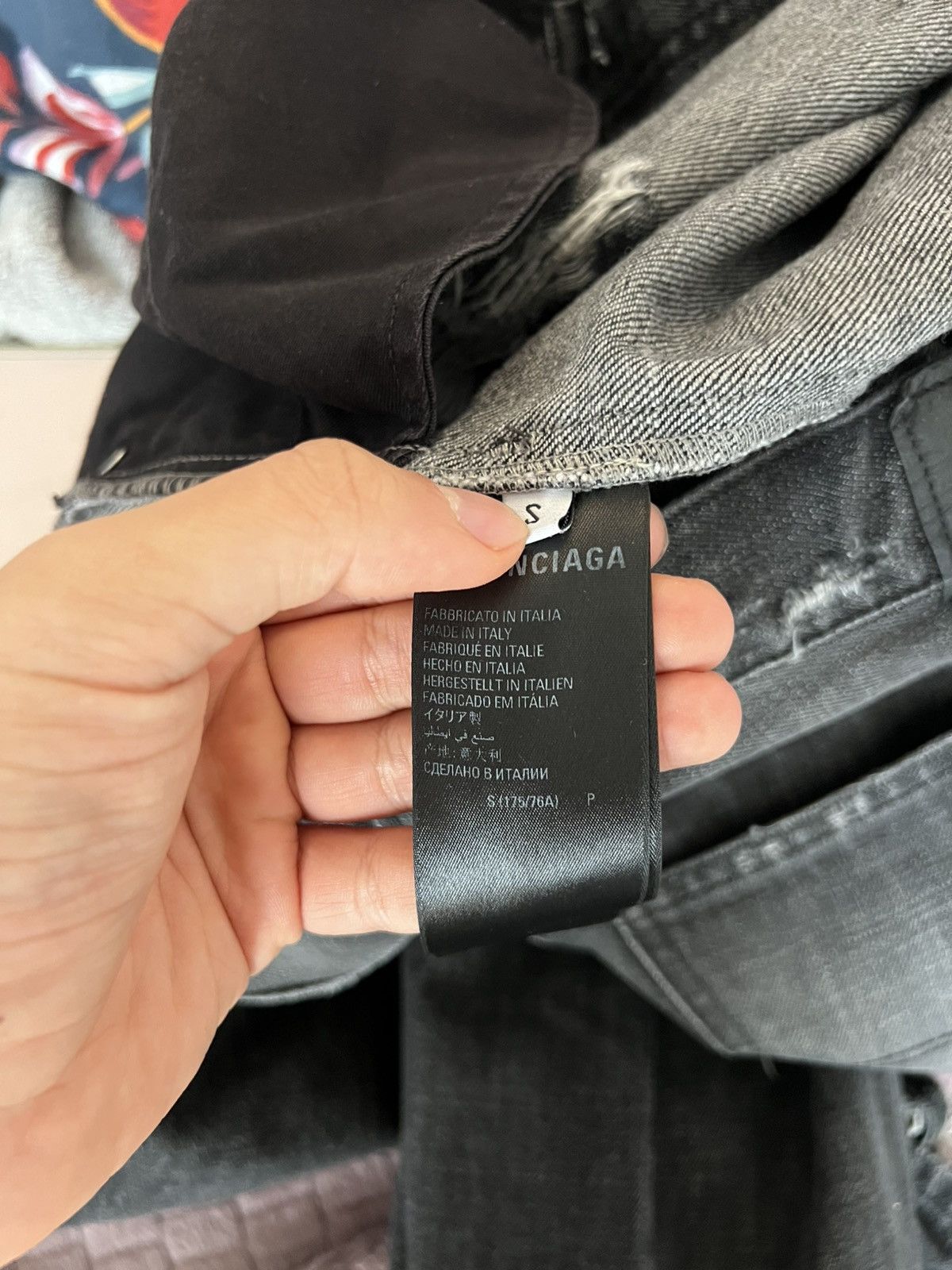 Balenciaga Balenciaga washed skater denim Size US 32 / EU 48 - 11 Thumbnail