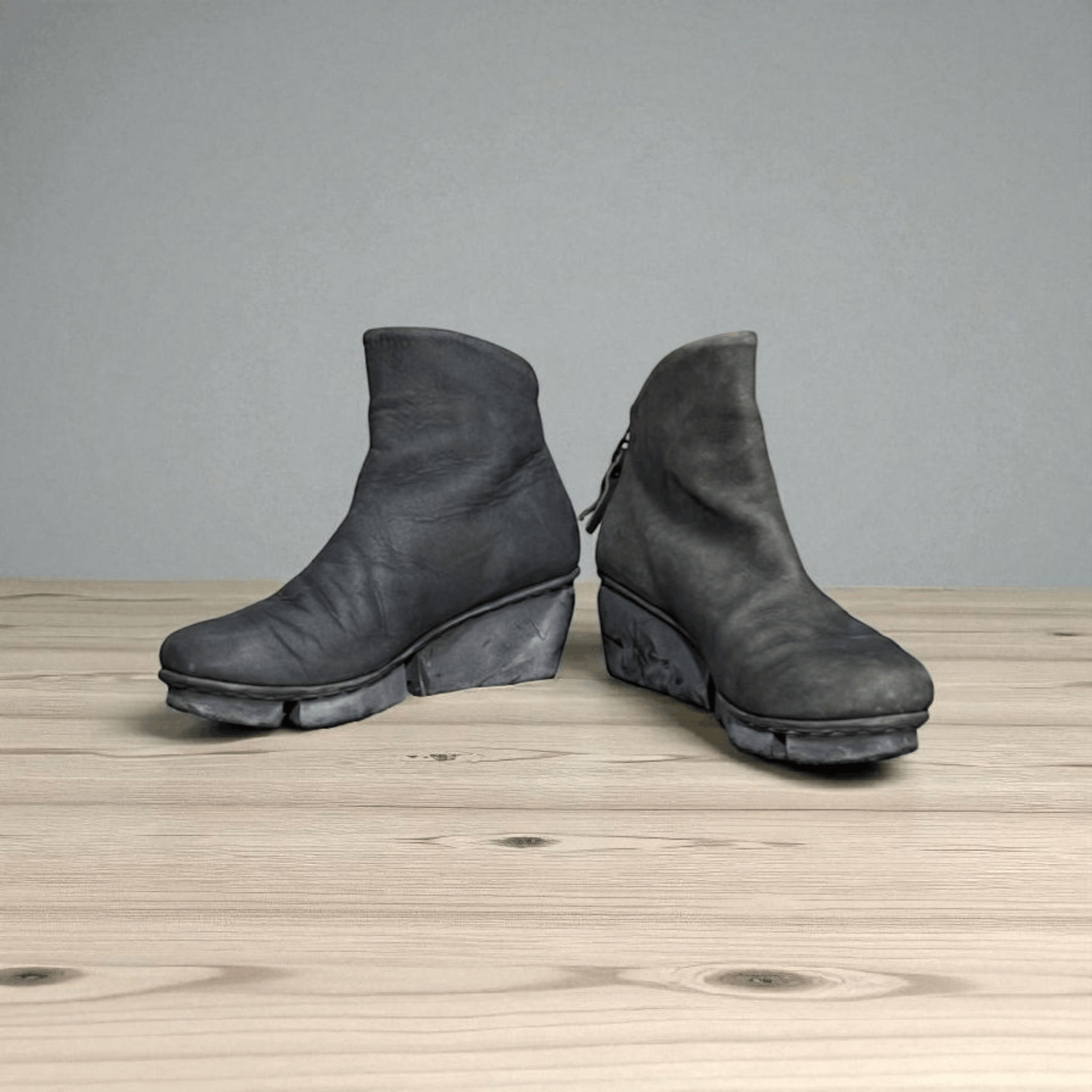 Trippen Trippen Swift Dark Grey Leather Short Boots Size US 5 / IT 35 - 1 Thumbnail