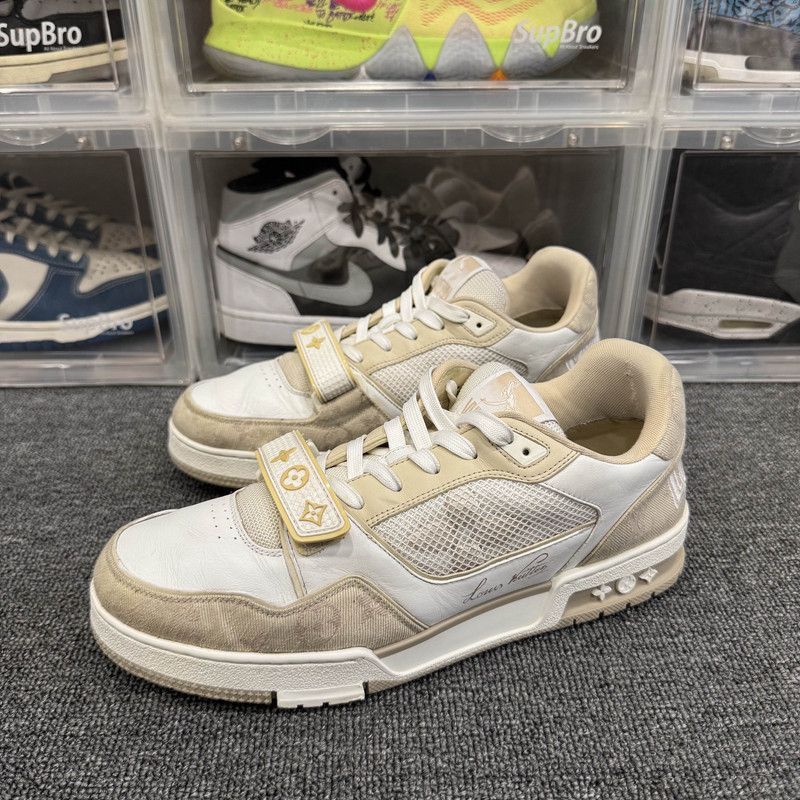 Louis Vuitton Louis Vuitton Trainer Low Top Fashion Sneakers - Size US 9.5 / EU 42-43 - 1 Thumbnail