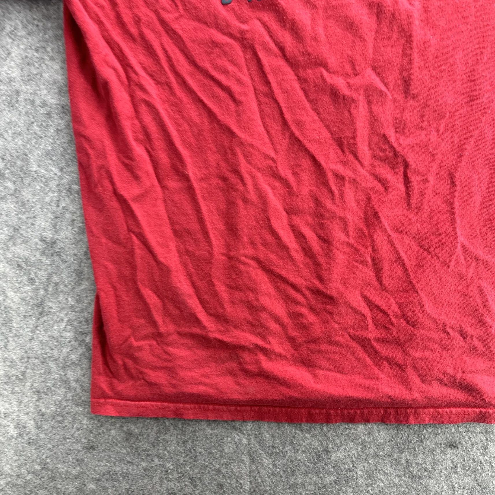 Nike VINTAGE Nike Air Shirt Mens Medium Red Basketball Swoosh Logo Graphic Tee 90s Mens Size US M / EU 48-50 / 2 - 4 Thumbnail