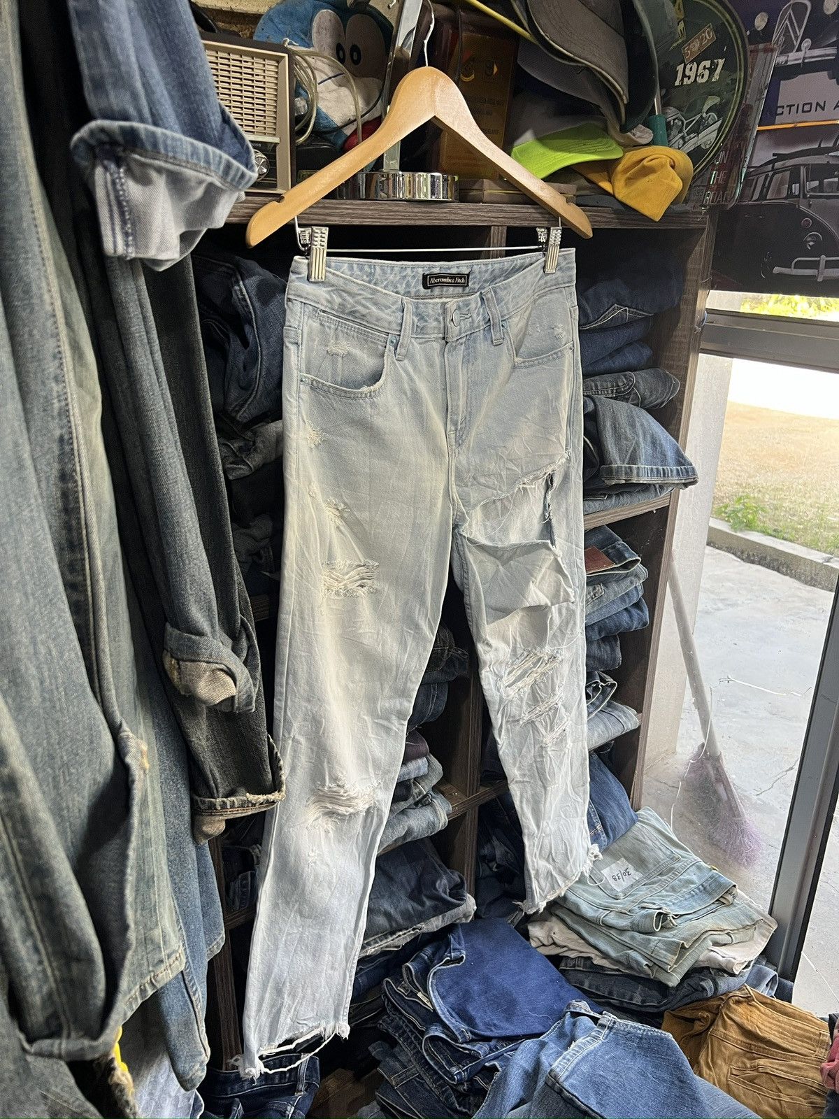 Abercrombie & Fitch 🔥Abercrombie & Fitch Signature Collection Distressed Denim Size US 29 - 4 Thumbnail