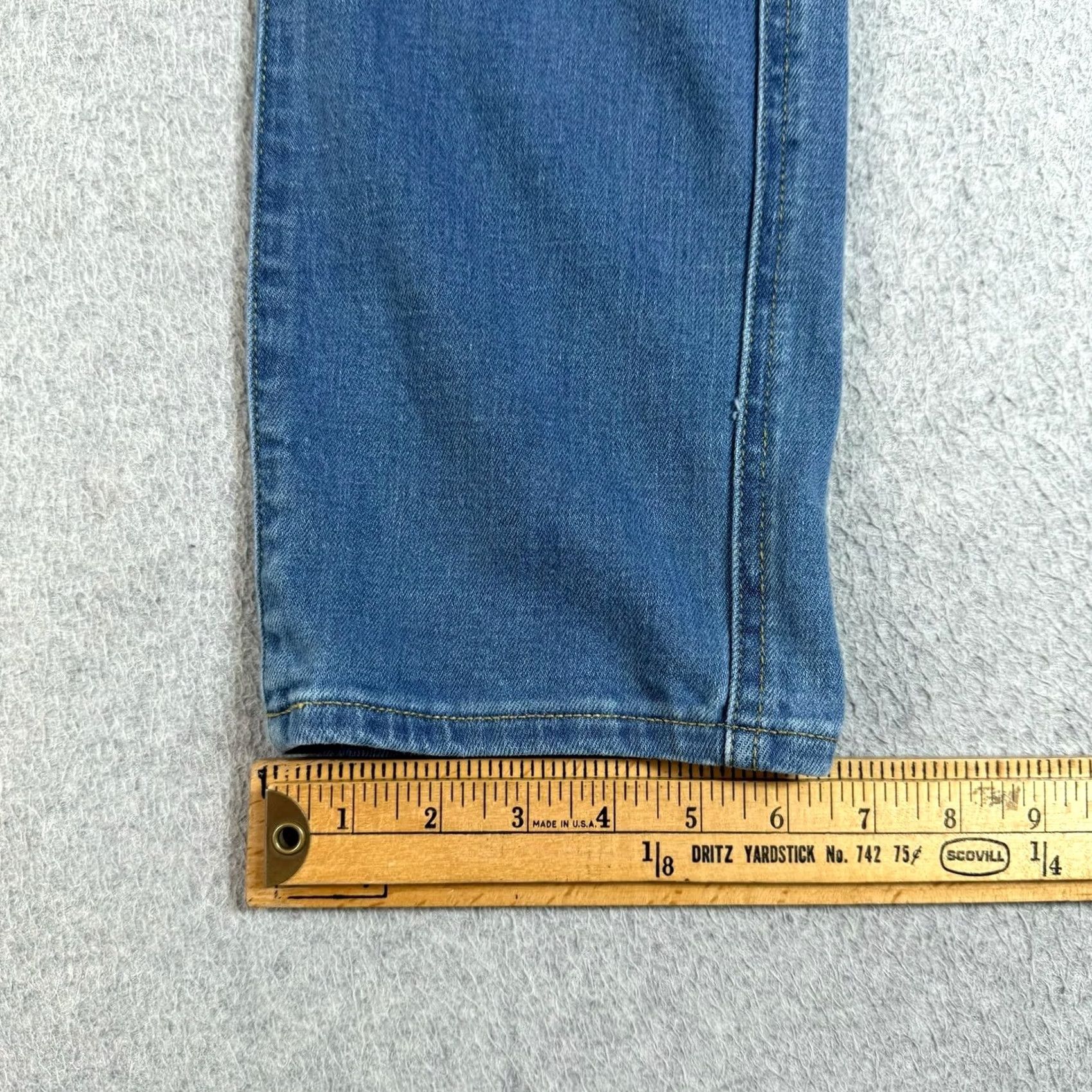 Vintage Sundance Jeans Women 2 Blue Medium Wash Straight Relaxed Denim 5-Pocket Size 26" / US 2 / IT 38 - 7 Thumbnail