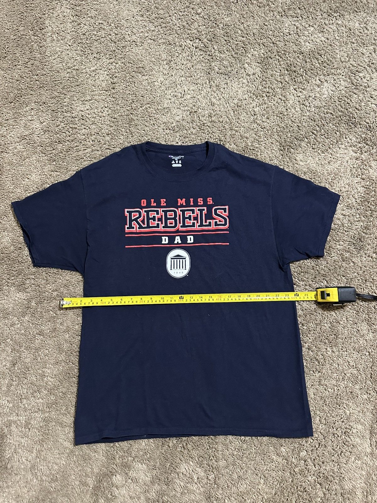Champion × NCAA × Vintage Vintage NCAA Champion Ole Miss Rebels shirt 00s size XL Size US XL / EU 56 / 4 - 4 Thumbnail