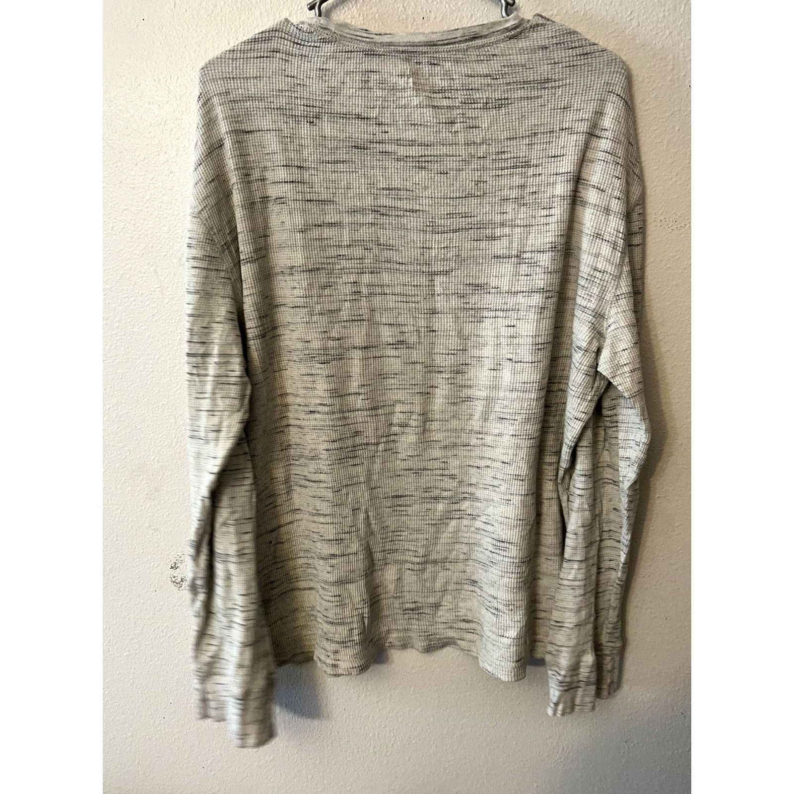 Old Navy Answer: Old Navy Mens XL Soft Washed Waffle Gray CrewNeck Long Sleeve Shirt Size US XL / EU 56 / 4 - 3 Thumbnail
