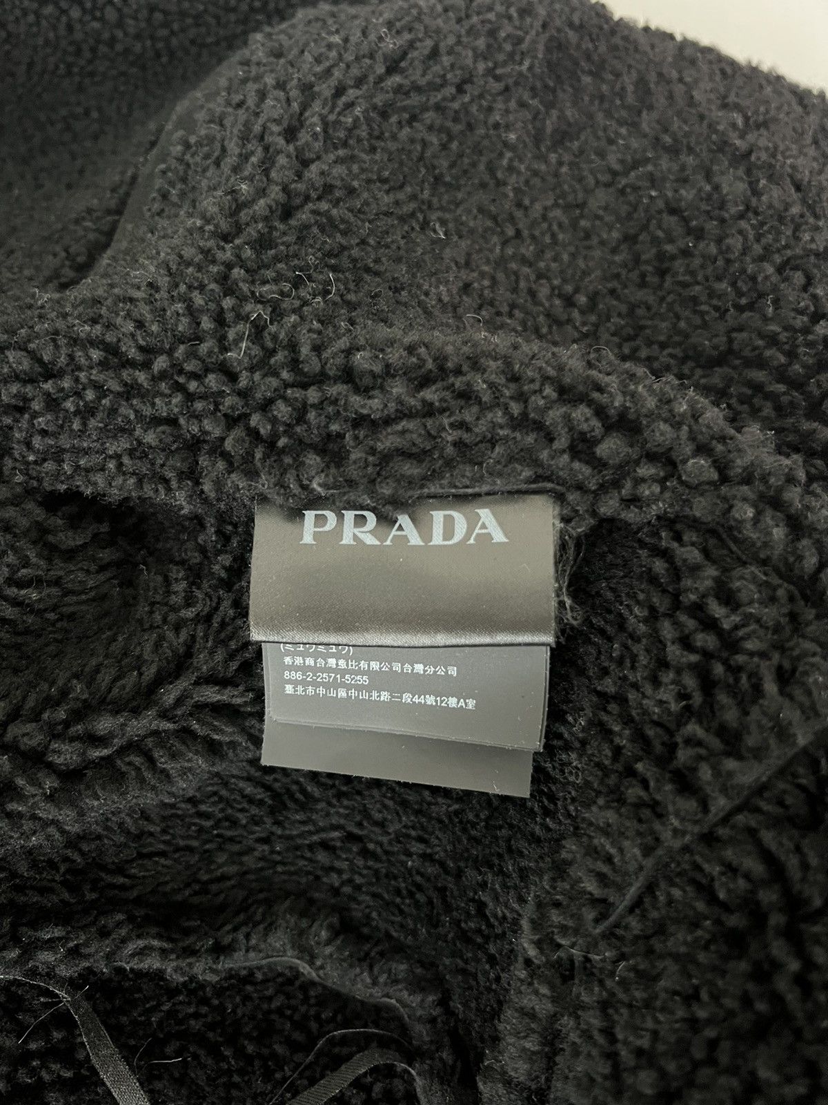 Prada $13.7k Prada Shearling coat Size US M / EU 48-50 / 2 - 11 Thumbnail