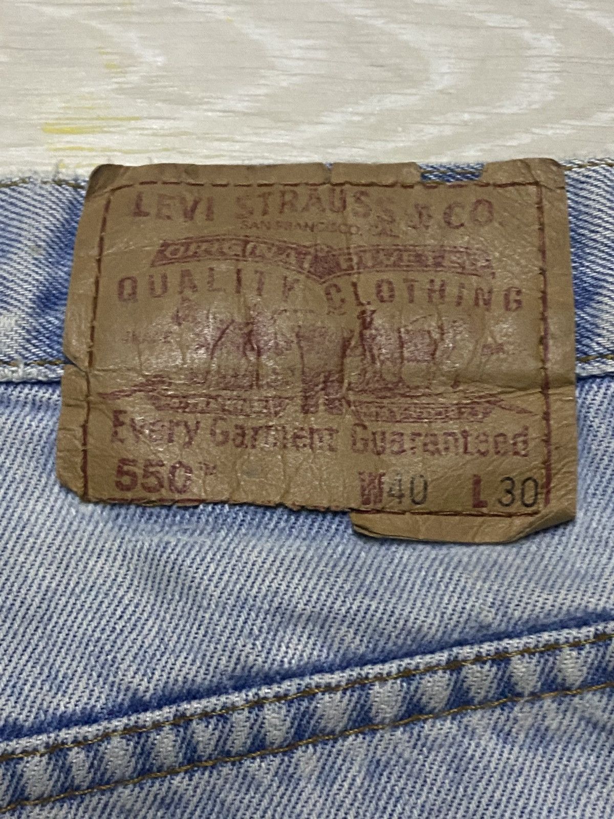 Levi's Vintage Levis 550 Light Wash Distressed Jeans Size US 38 / EU 54 - 11 Thumbnail