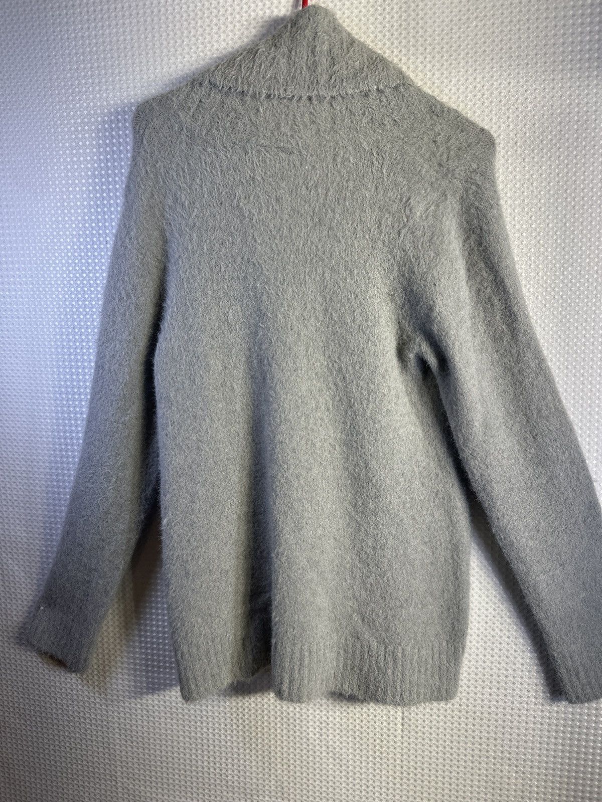 Anthropologie Anthropologie gray fuzzy cowl neck pullover sweater Size M / US 6-8 / IT 42-44 - 3 Thumbnail