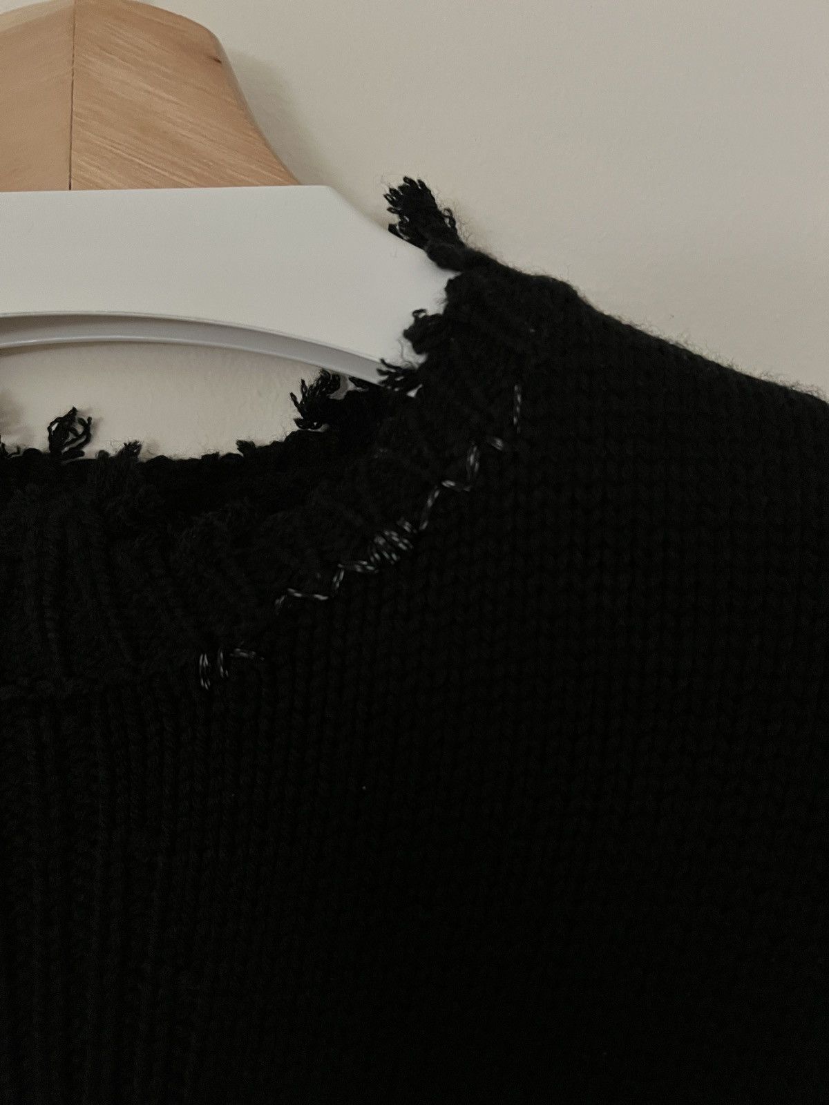 C2H4 C2H4 Arc Sculpture Distressed Sweater Size US XS / EU 42 / 0 - 4 Thumbnail
