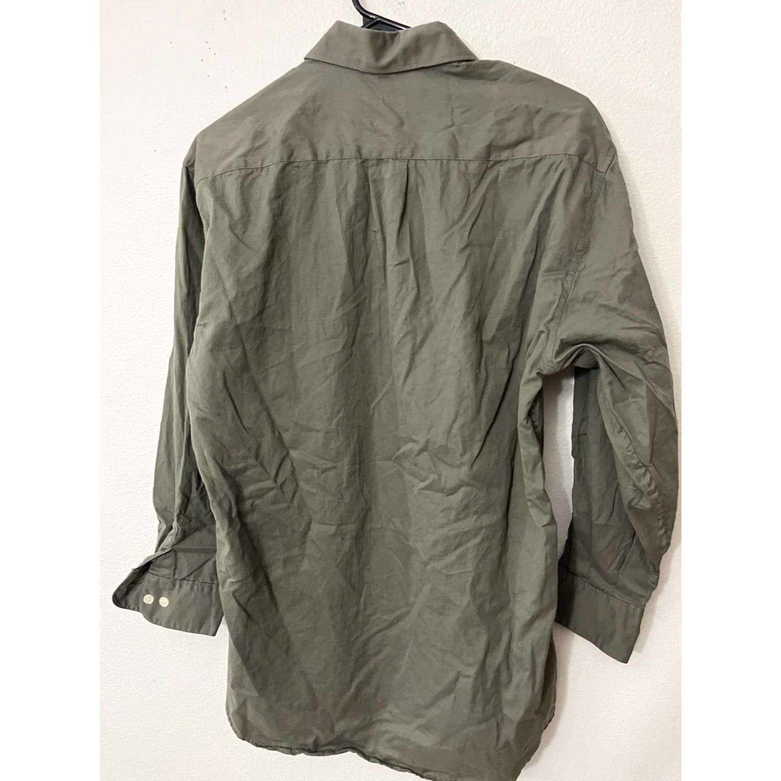 Perry Ellis PERRY ELLIS Solid Gray Long Sleeve Button-Up Shirt Adult Mens Size L 15.5 34/35 Size US M / EU 48-50 / 2 - 3 Thumbnail