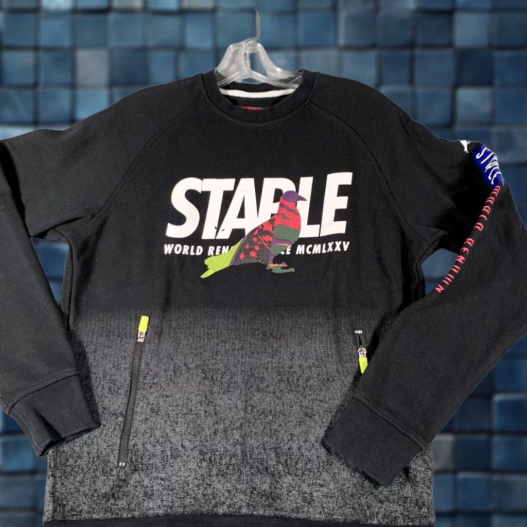 Vintage VINTAGE Staple Sweatshirt Mens S Black Pigeon Graphic Zip Pocket Fleece Pullover Size US S / EU 44-46 / 1 - 1 Thumbnail