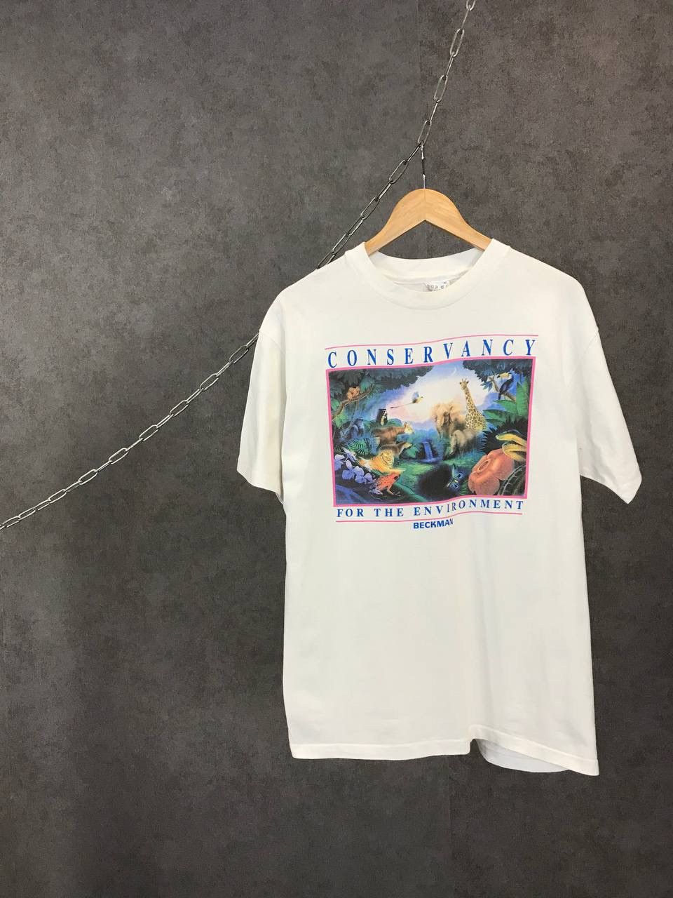 Vintage Animal vintage Hanes made in USA tee Size US L / EU 52-54 / 3 - 1 Thumbnail