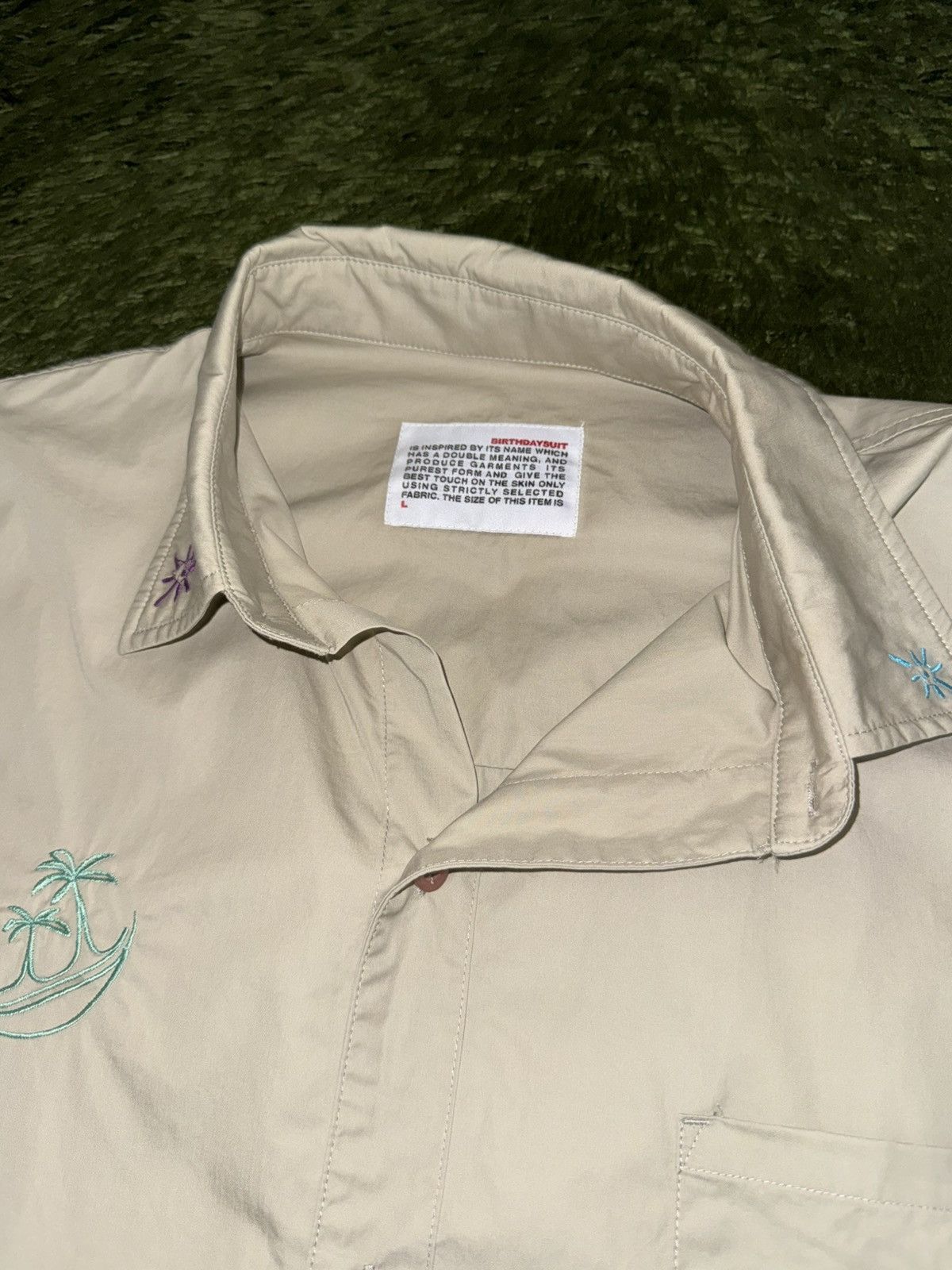 Japanese Brand [L] BIRTHDAYSUIT relaxed Embroidery Doodle Logo Shirt Beige Size US L / EU 52-54 / 3 - 6 Thumbnail