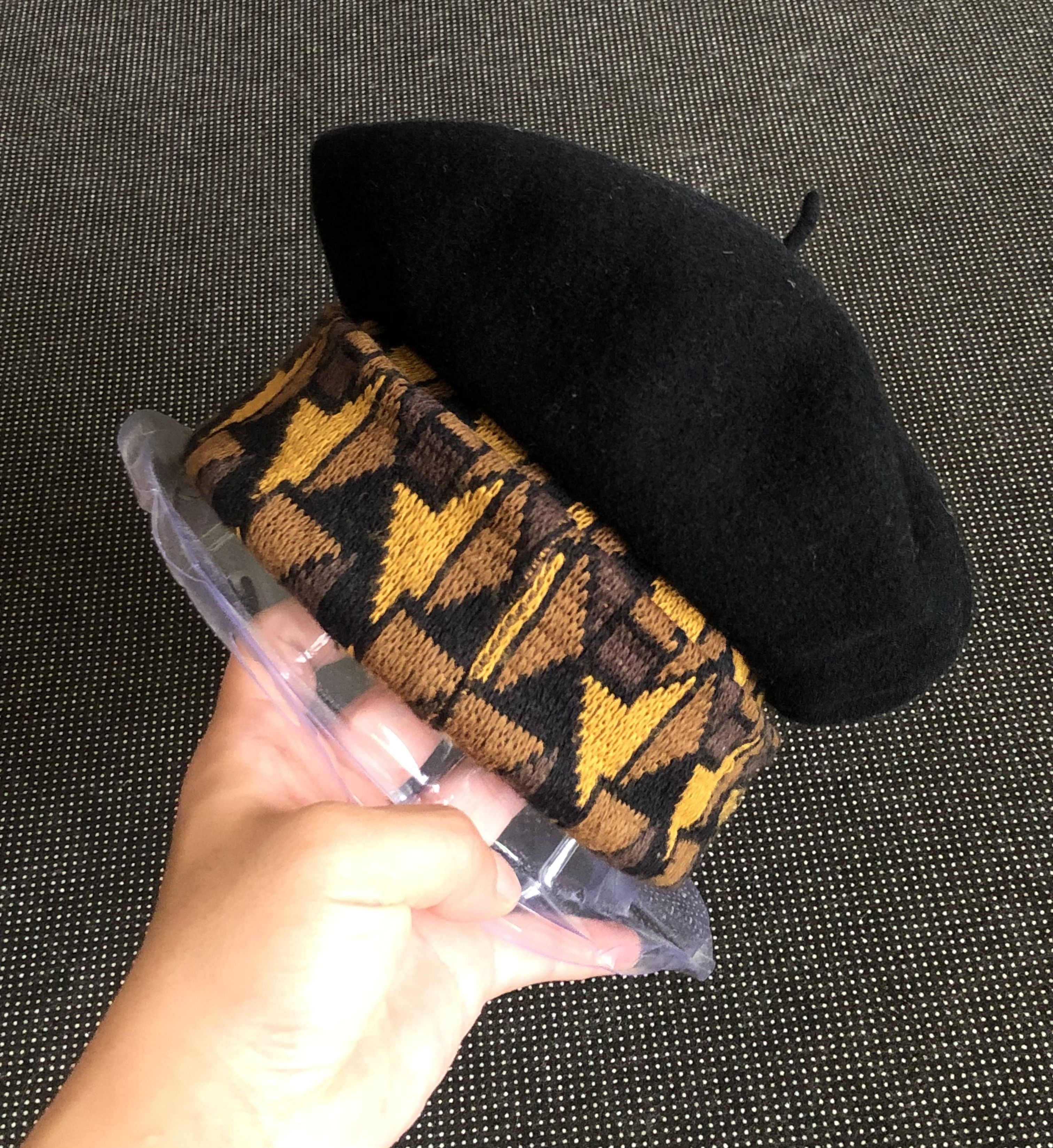 RARE🔥KANGOL MADE IN UK WOOL BERET HAT UNISEX FITS MOST