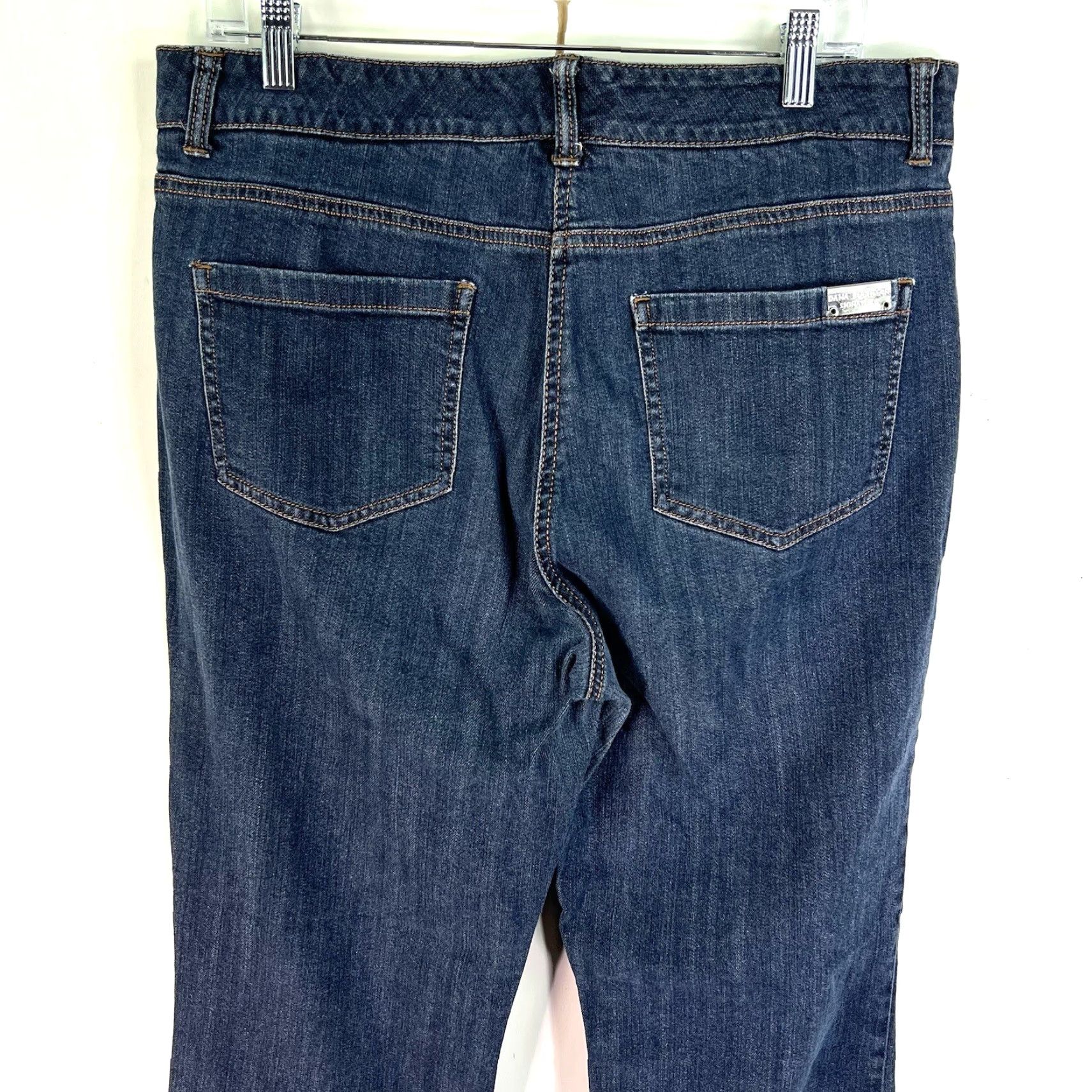 Vintage Dana Buchman Signature Denim Jeans Women 14 Blue 36X30 Straight Leg Pocket Comfort Stretch Denim Jeans Womens Size 36" / US 14 / IT 50 - 7 Thumbnail