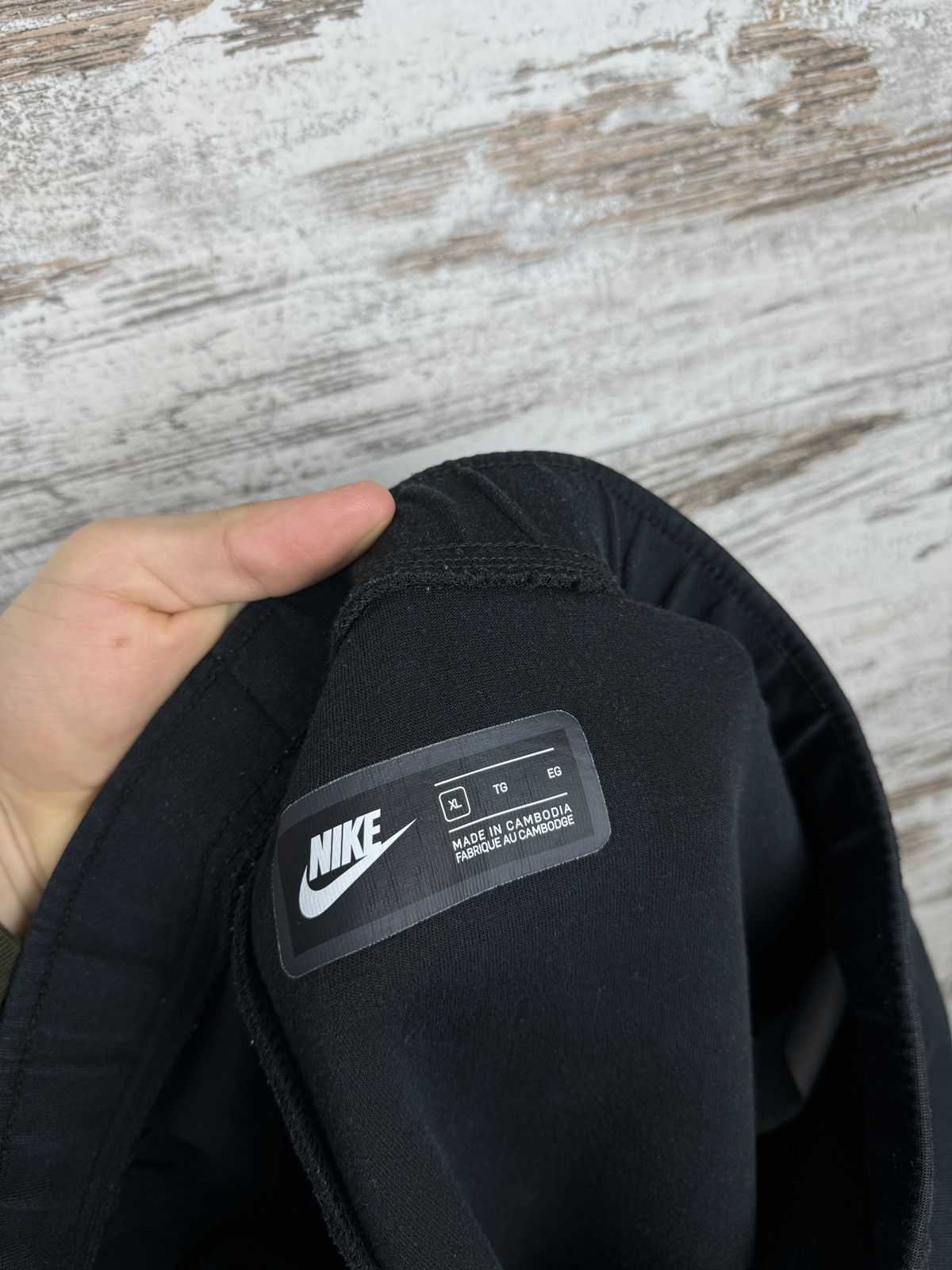 Nike Mens Nike tech fleece sweatpants black swoosh pants drill OG Size US 36 / EU 52 - 8 Thumbnail