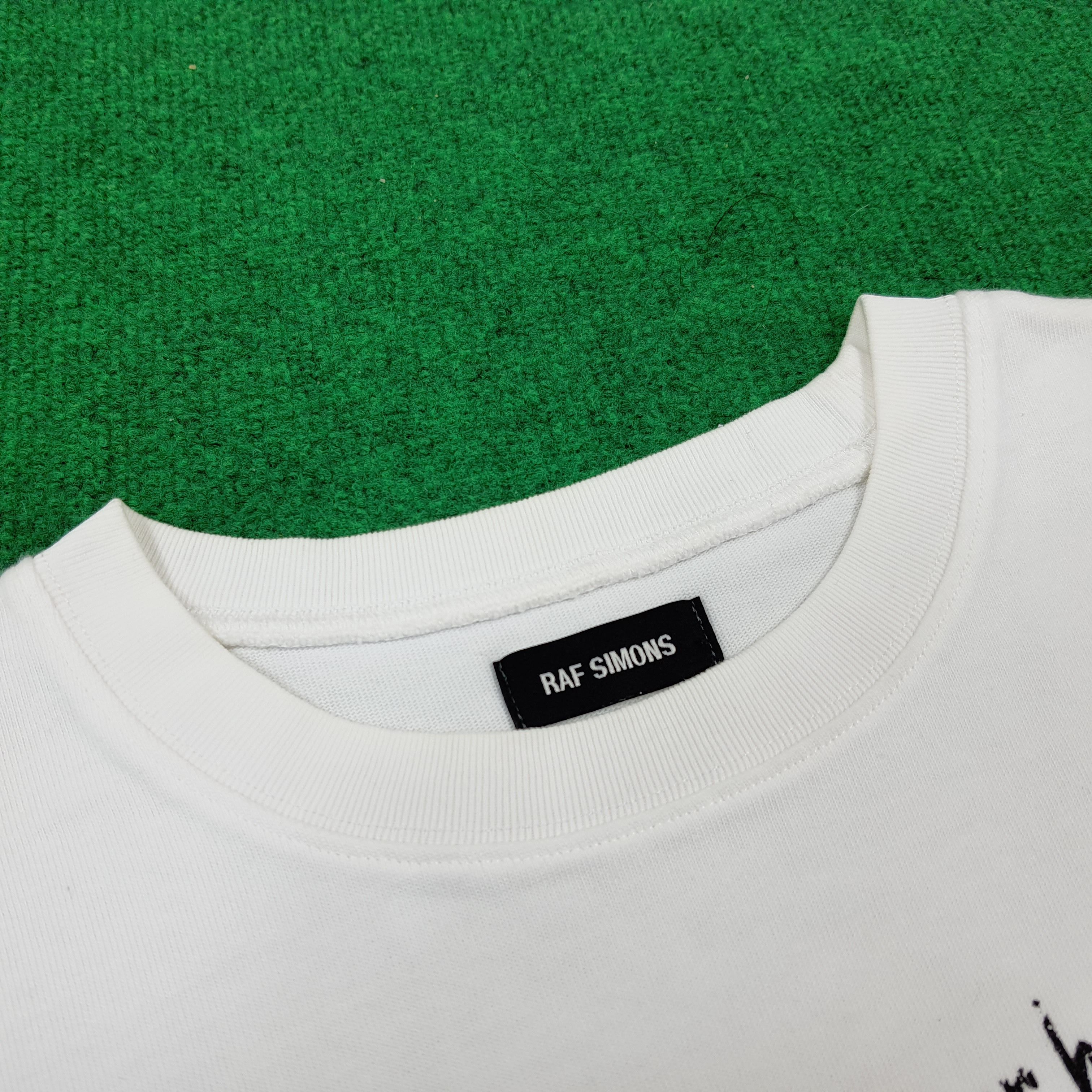 Designer Vintage Raf Simons T-shirt Size US L / EU 52-54 / 3 - 7 Thumbnail