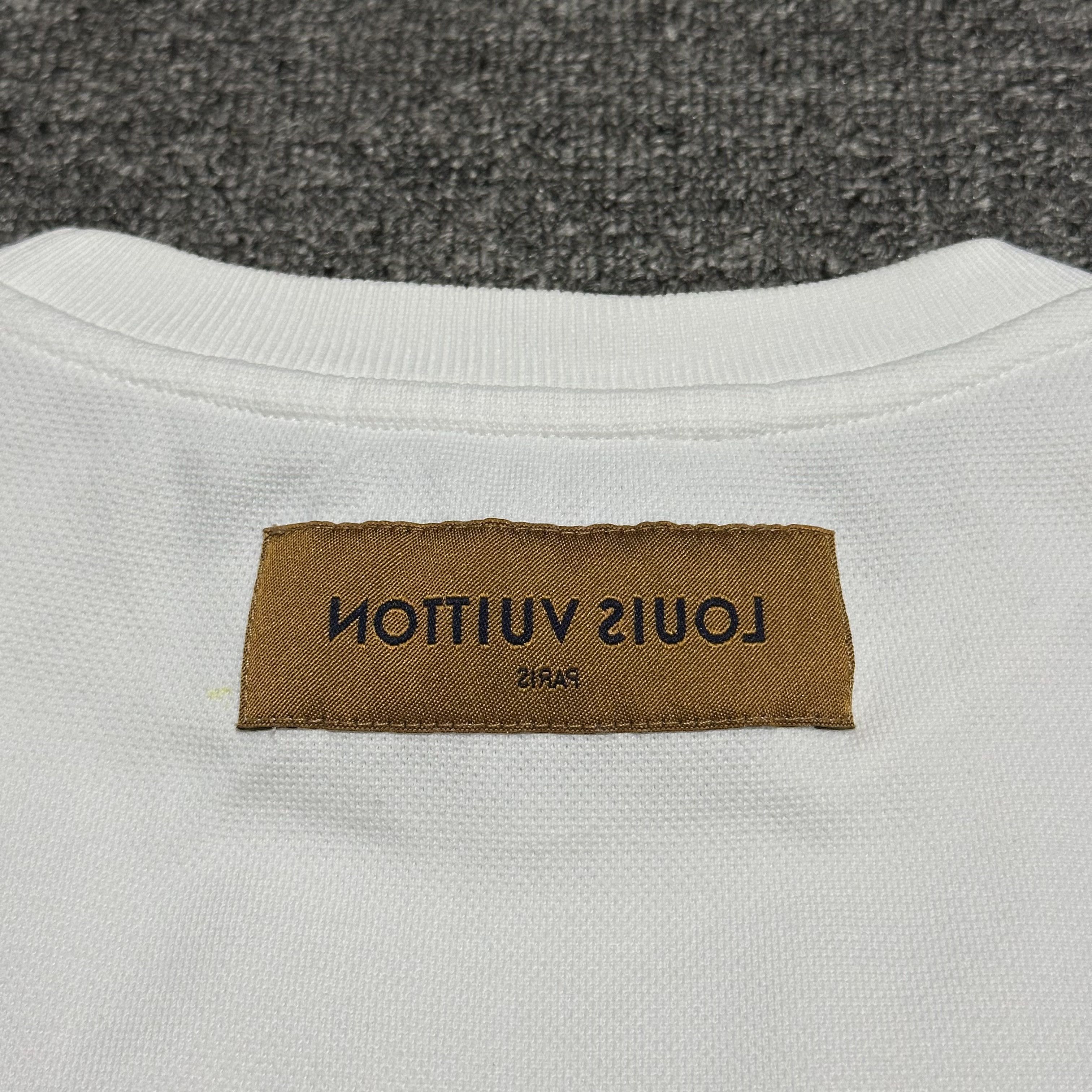 Louis Vuitton Louis Vuitton Embroidered church Tee Size US L / EU 52-54 / 3 - 8 Thumbnail