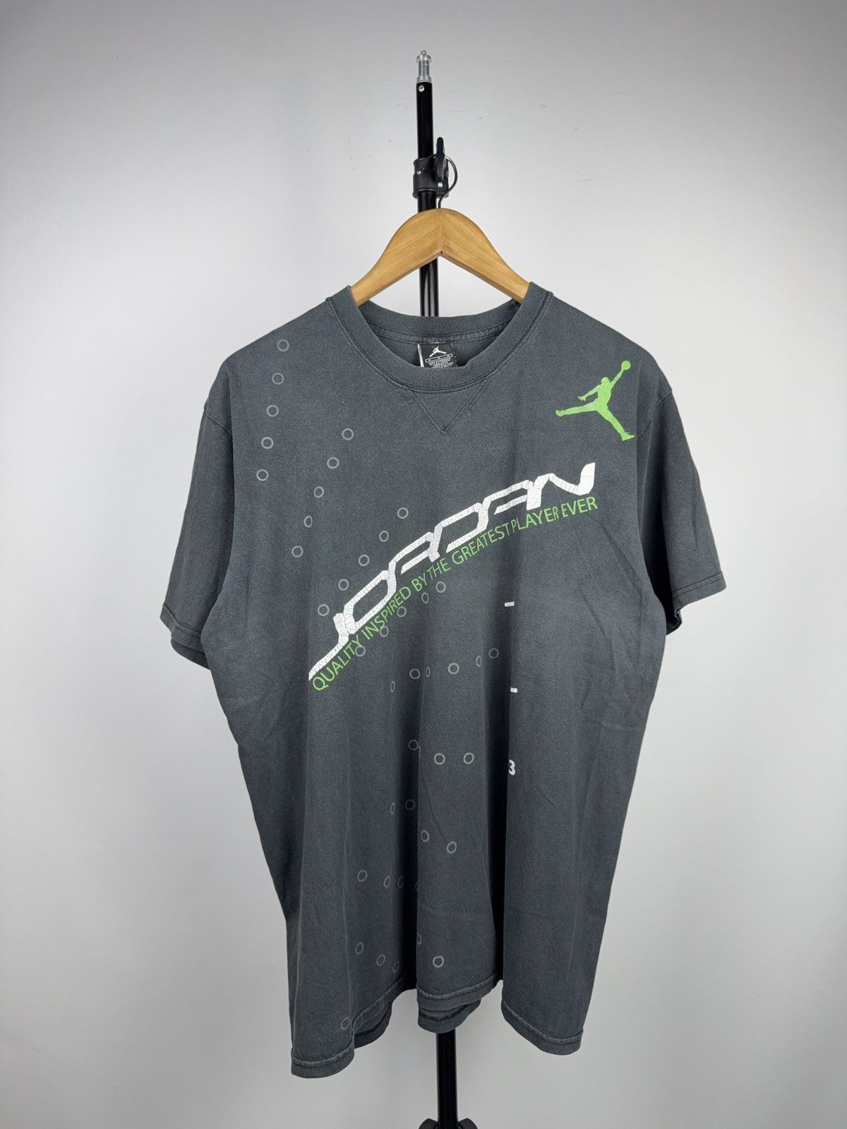 Jordan Brand Vintage 00s Jordan Jumpman Tee Neon Green Logo Y2K Style Size US M / EU 48-50 / 2 - 1 Thumbnail
