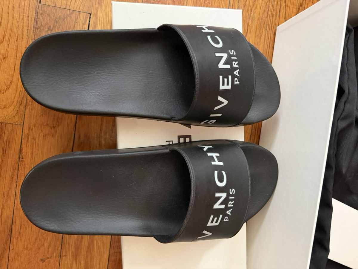 Givenchy givenchy slides black size 42EU men Size US 9 / EU 42 - 9 Thumbnail