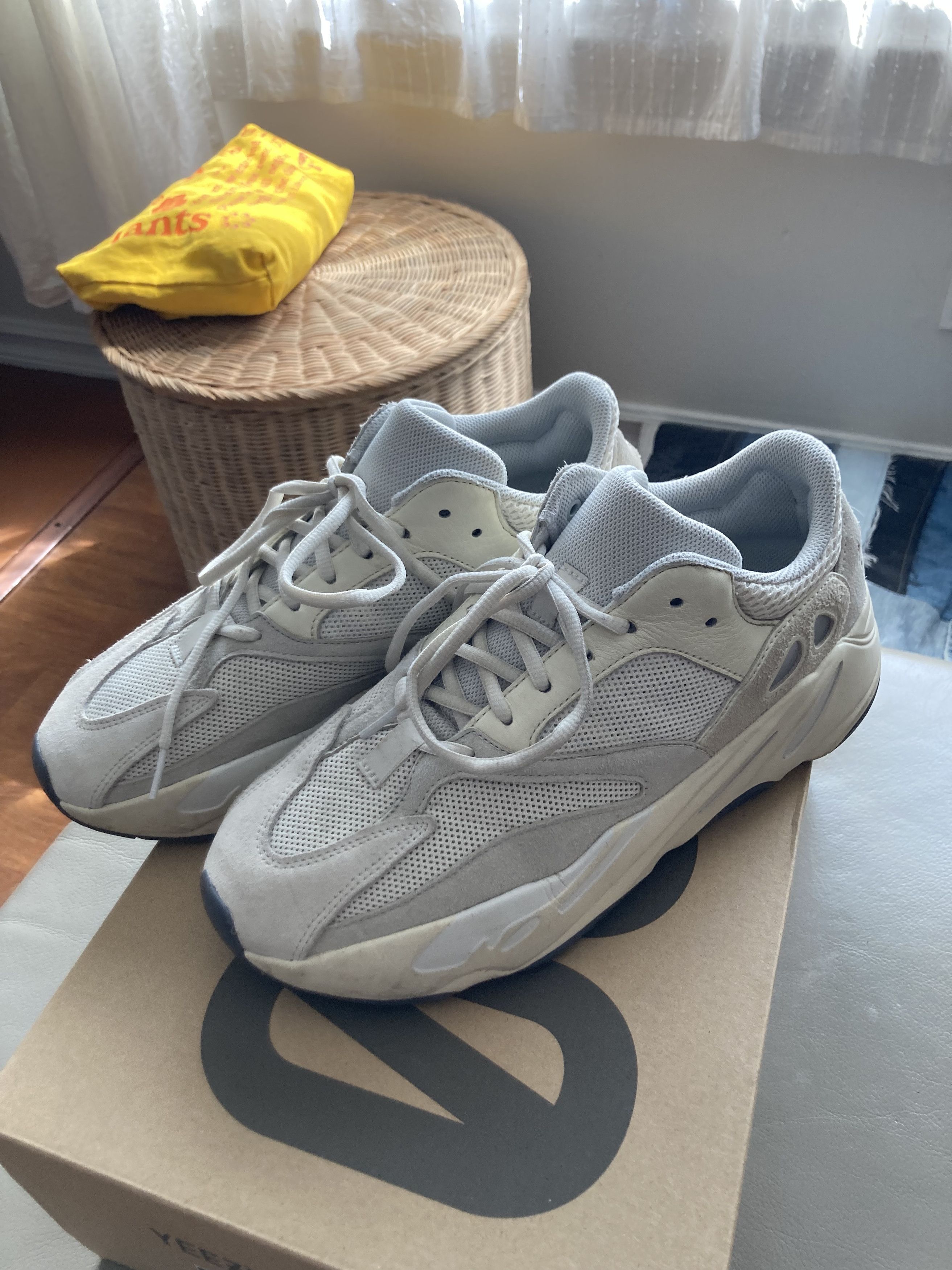 Adidas Yeezy Boost 700 Analog (2019) Size US 10.5 / EU 43-44 - 2 Thumbnail