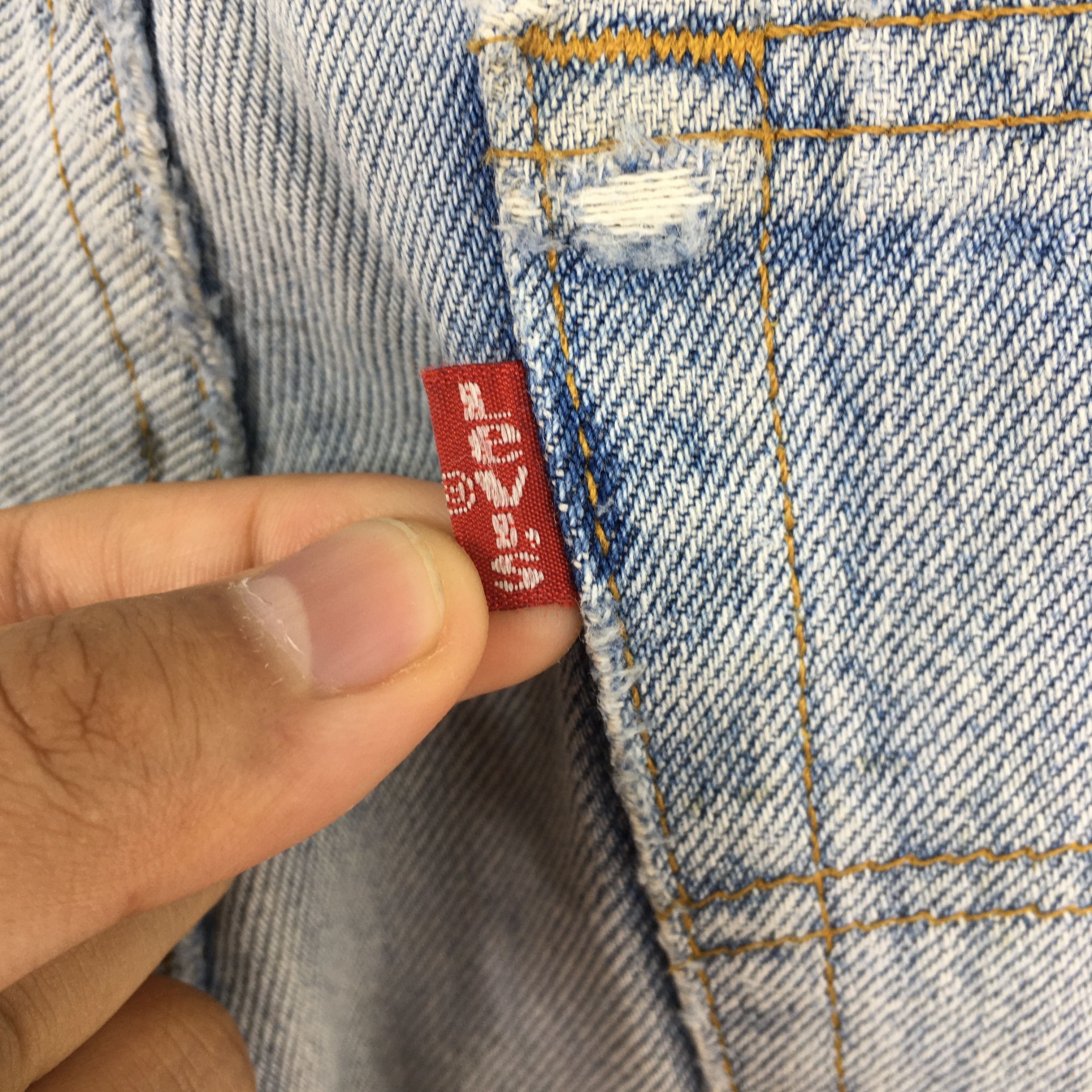 Levi's Size 30x28 Vintage 90s Levi's 501 Faded Blue Jeans S2018 Size US 30 / EU 46 - 12 Thumbnail